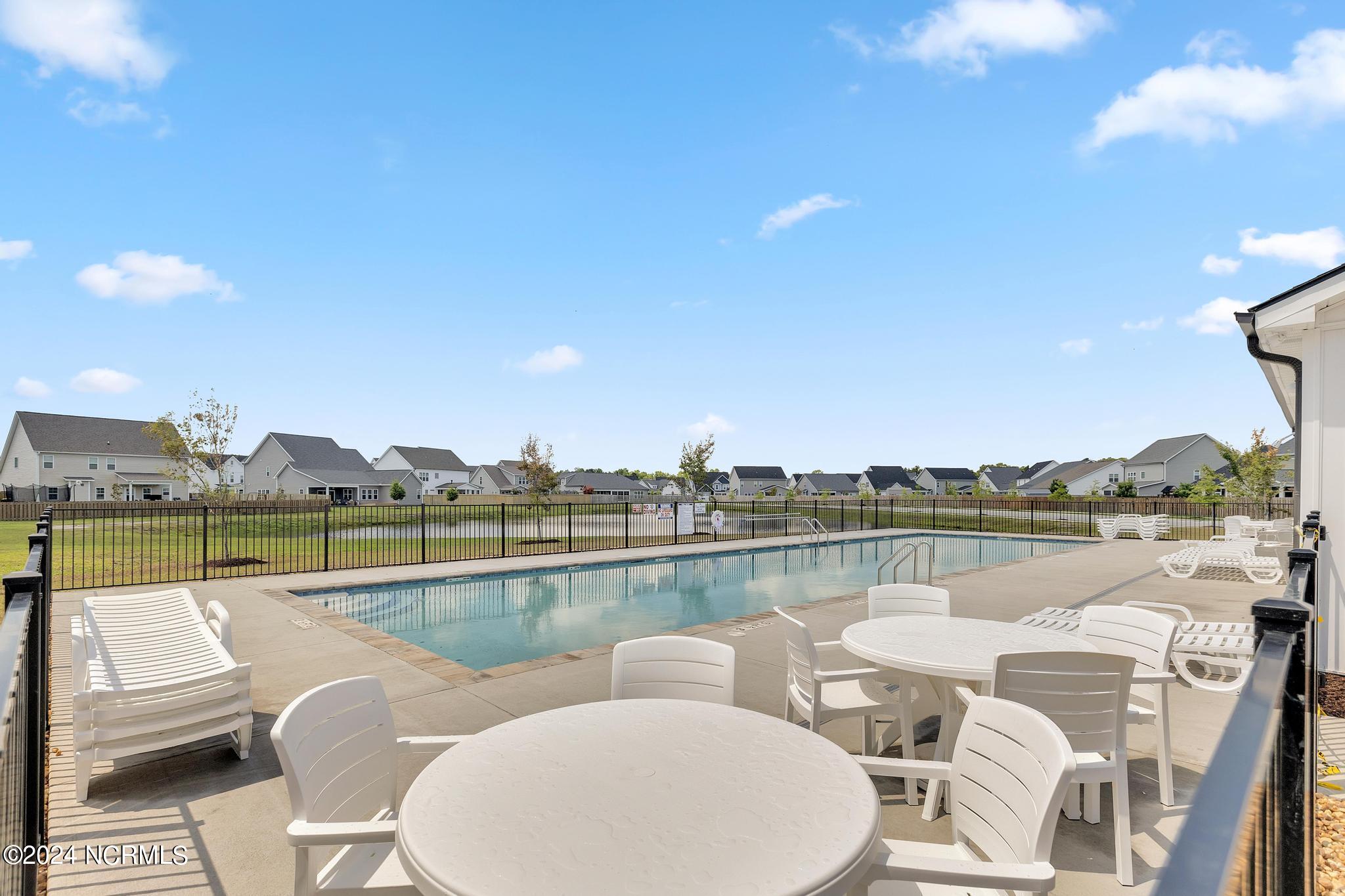 418 N Wild Indigo Place