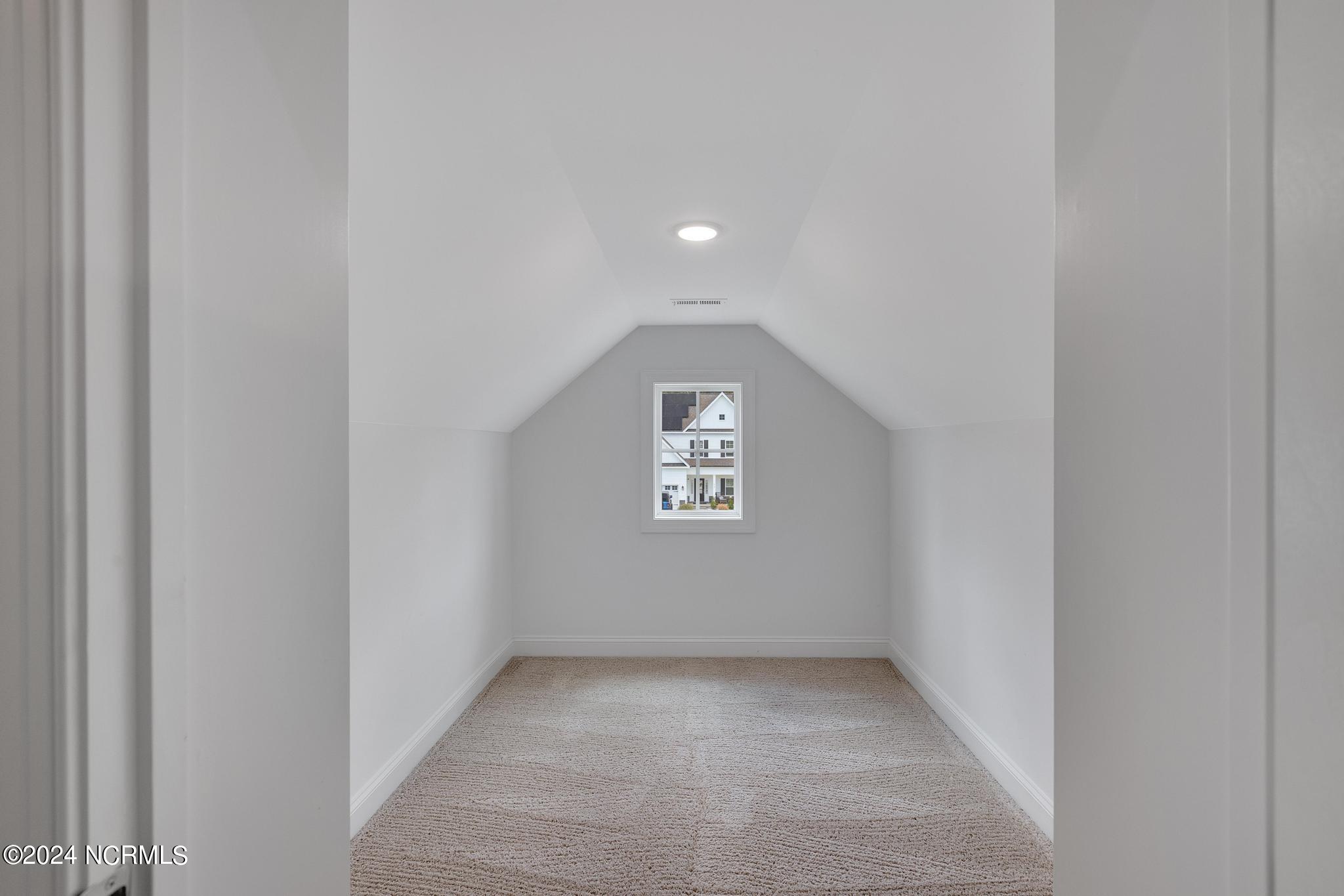 418 N Wild Indigo Place