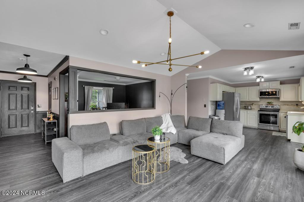 1304 Woodburn Court