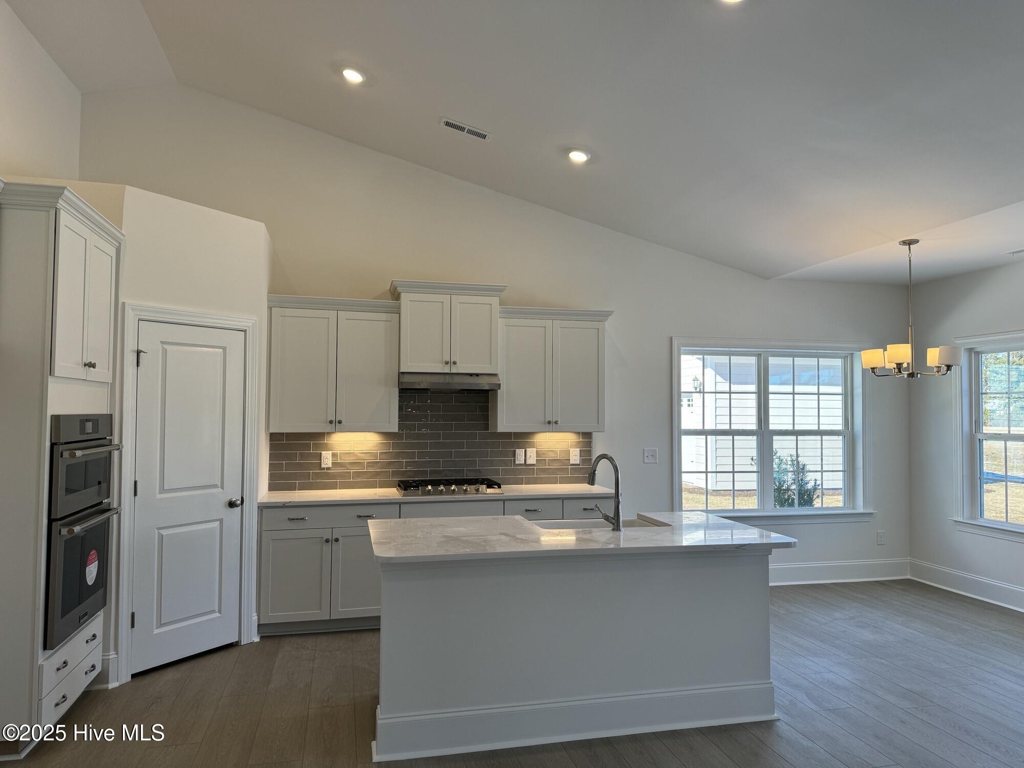 115 Planters Walk