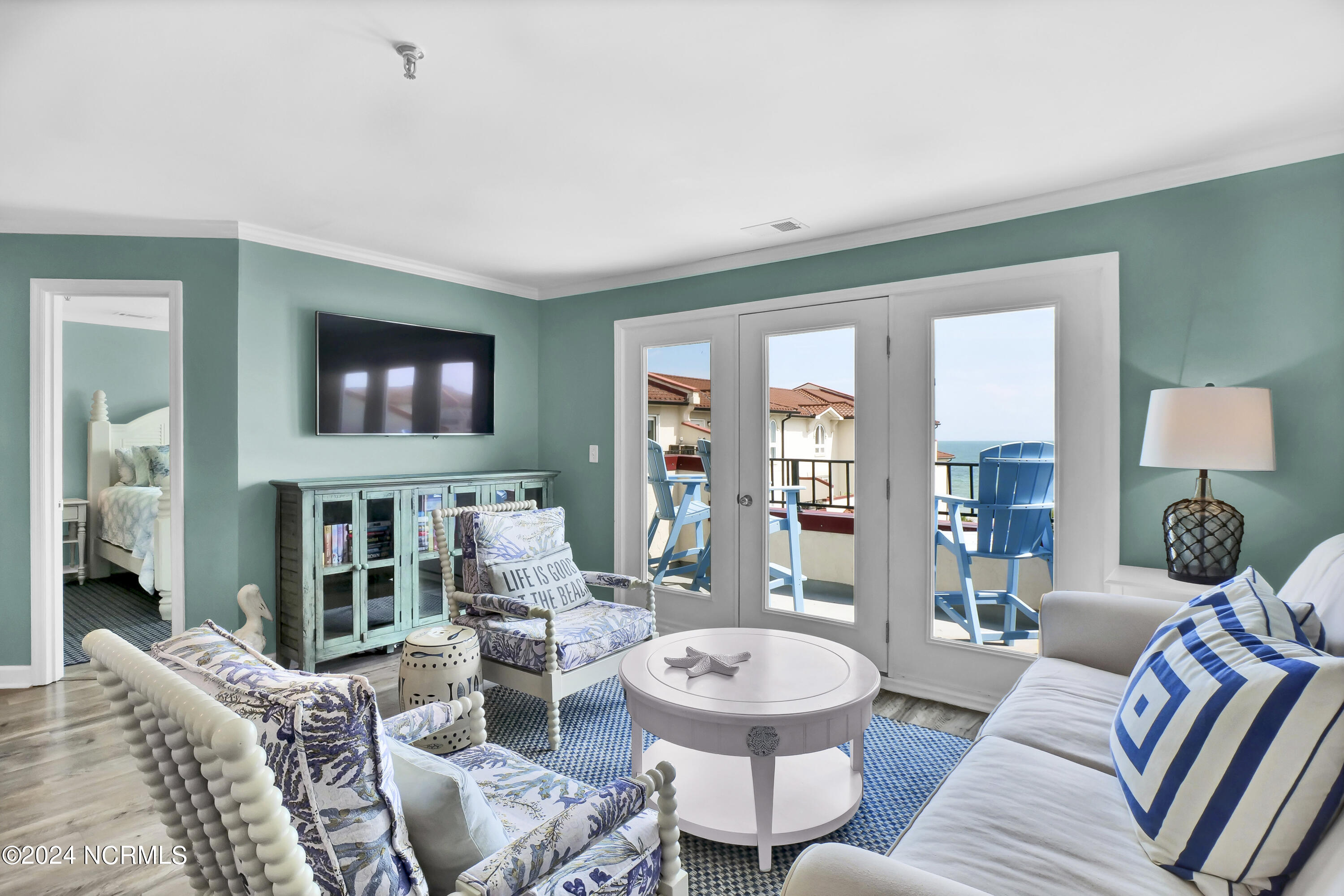 790 New River Inlet Road, 404b