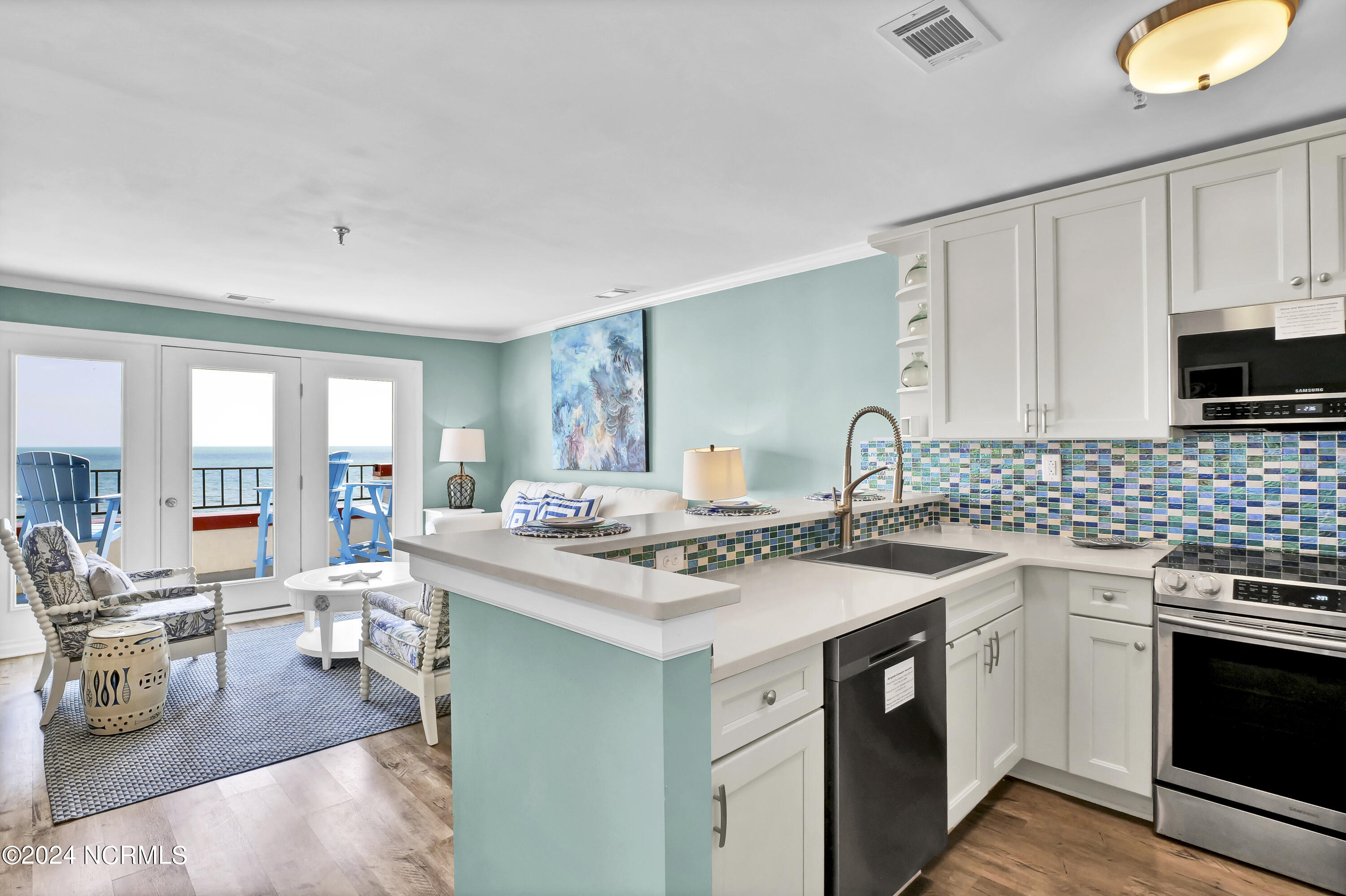 790 New River Inlet Road, 404b