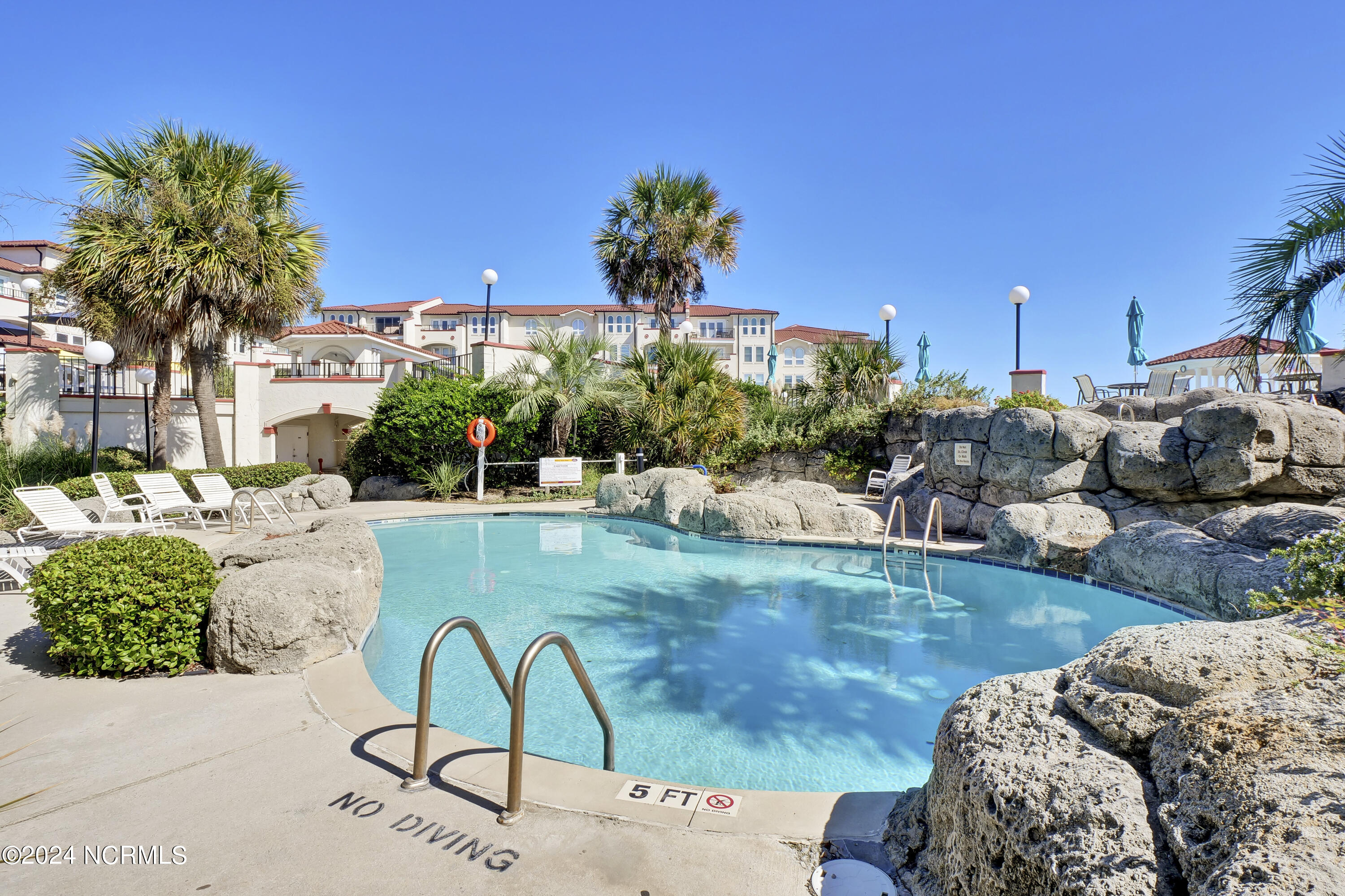 790 New River Inlet Road, 404b