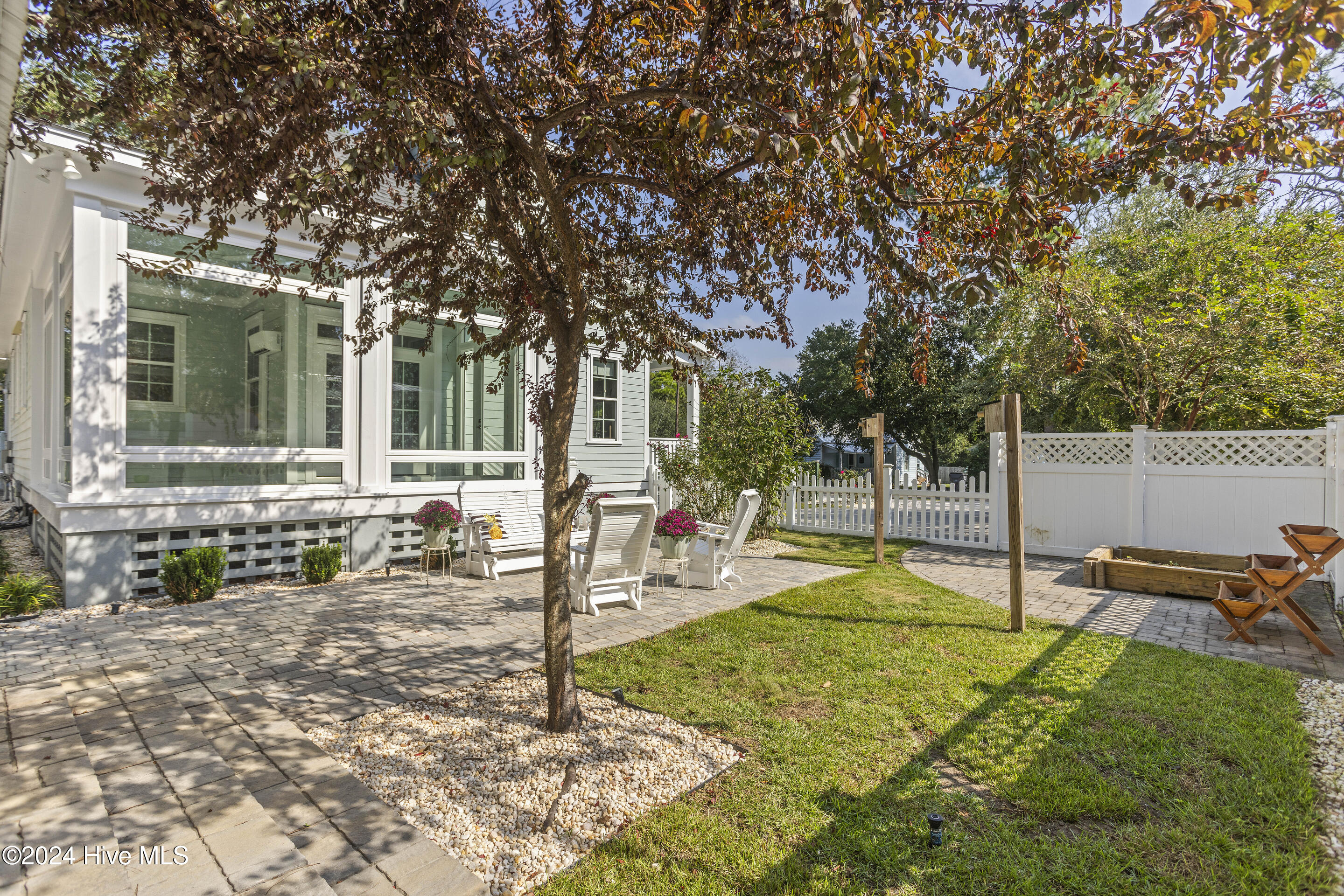 319 N Lord Street