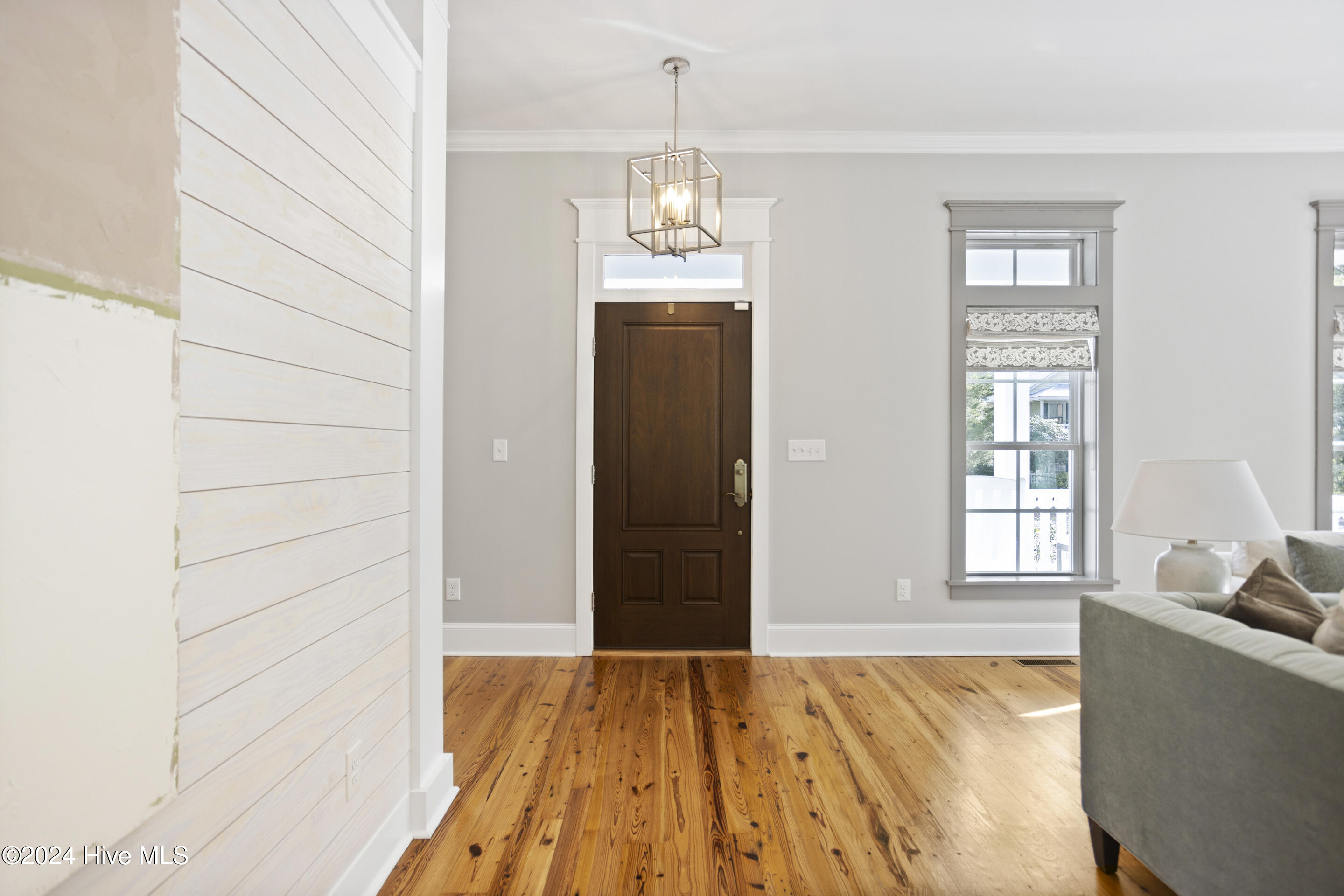 319 N Lord Street