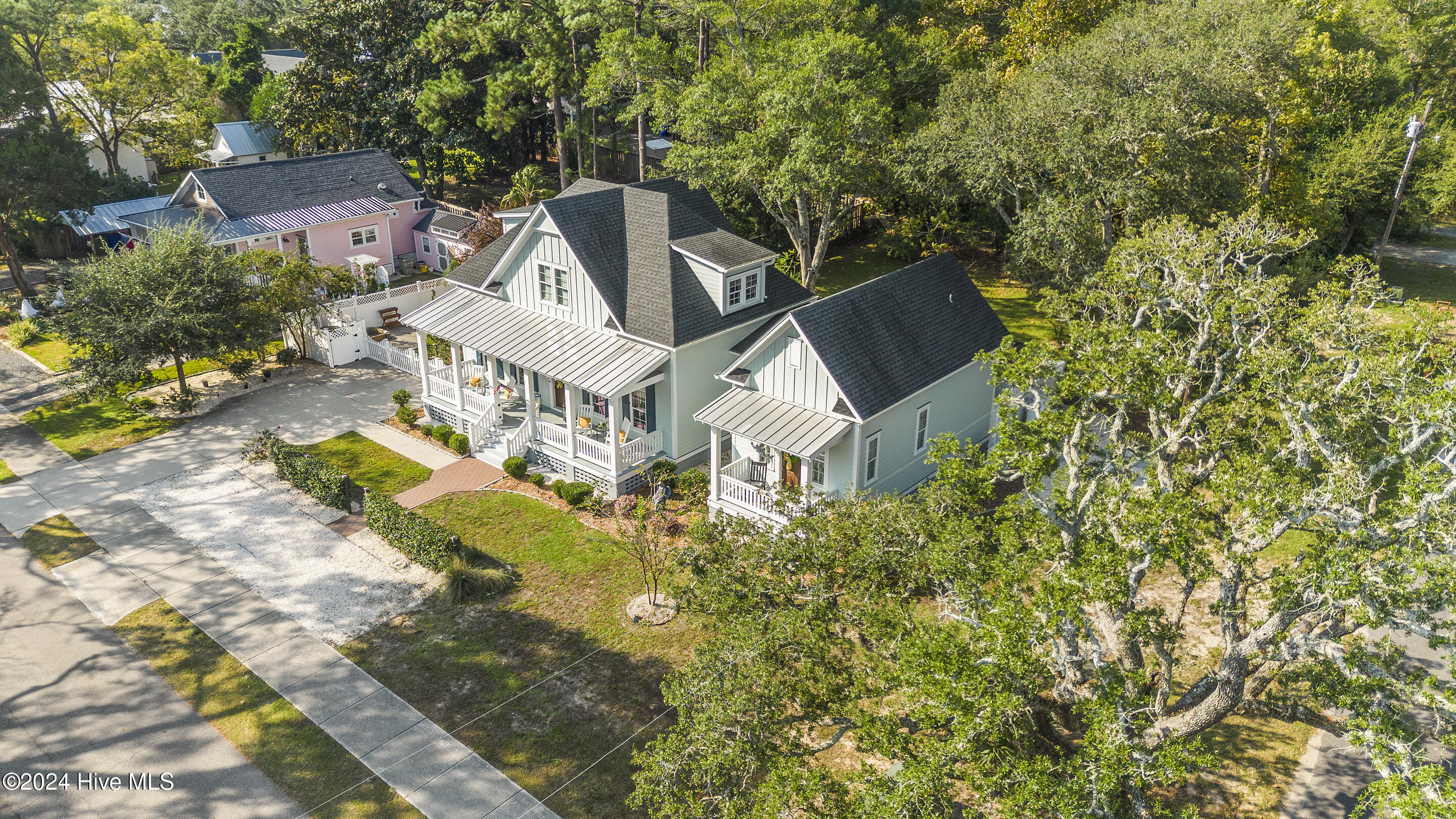 319 N Lord Street