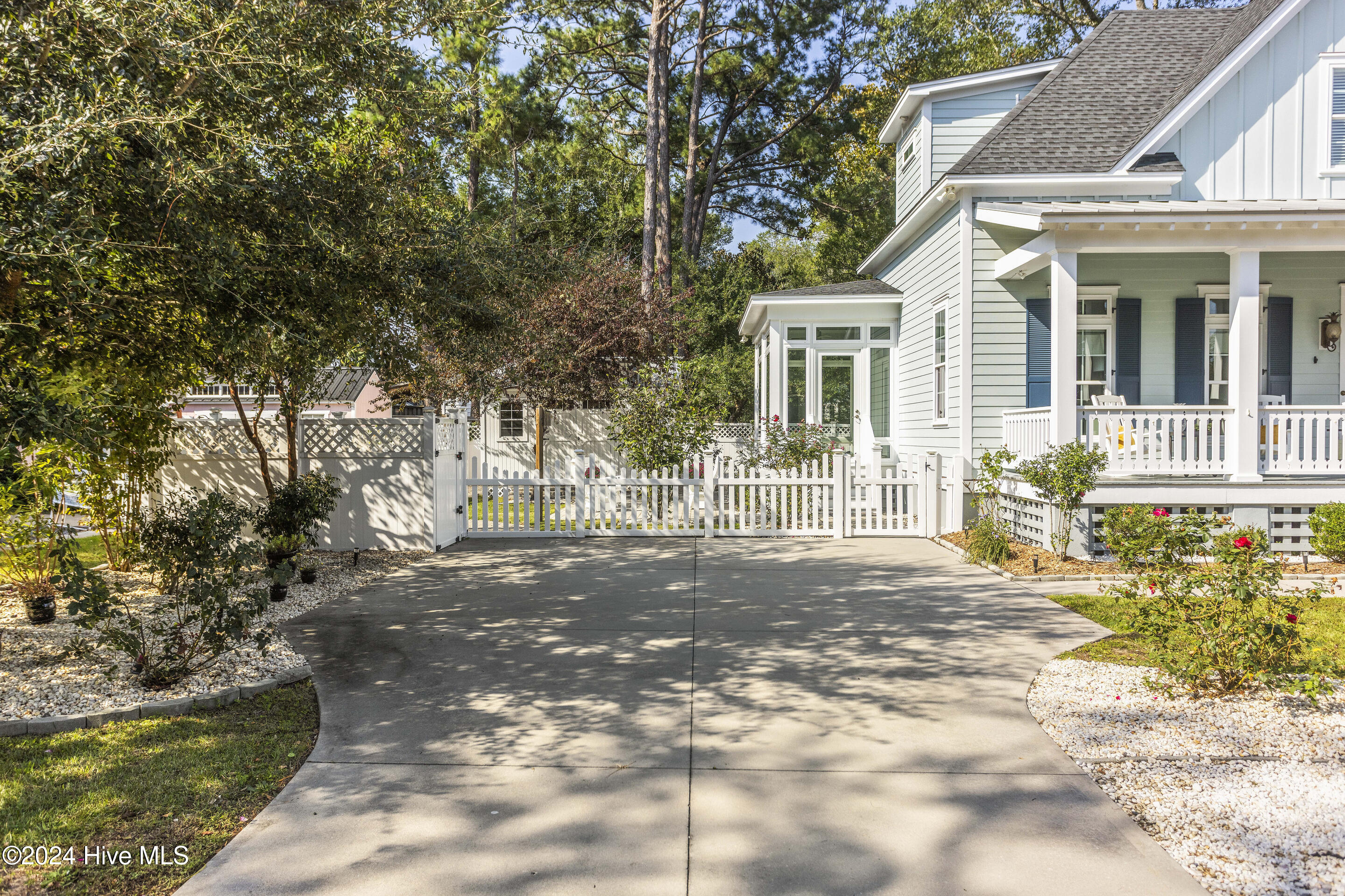319 N Lord Street