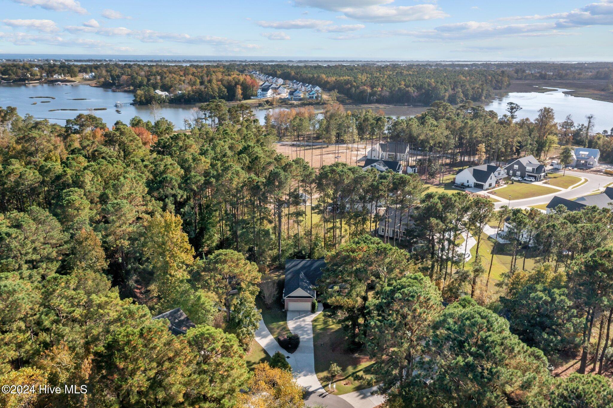 110 Sanderling Court