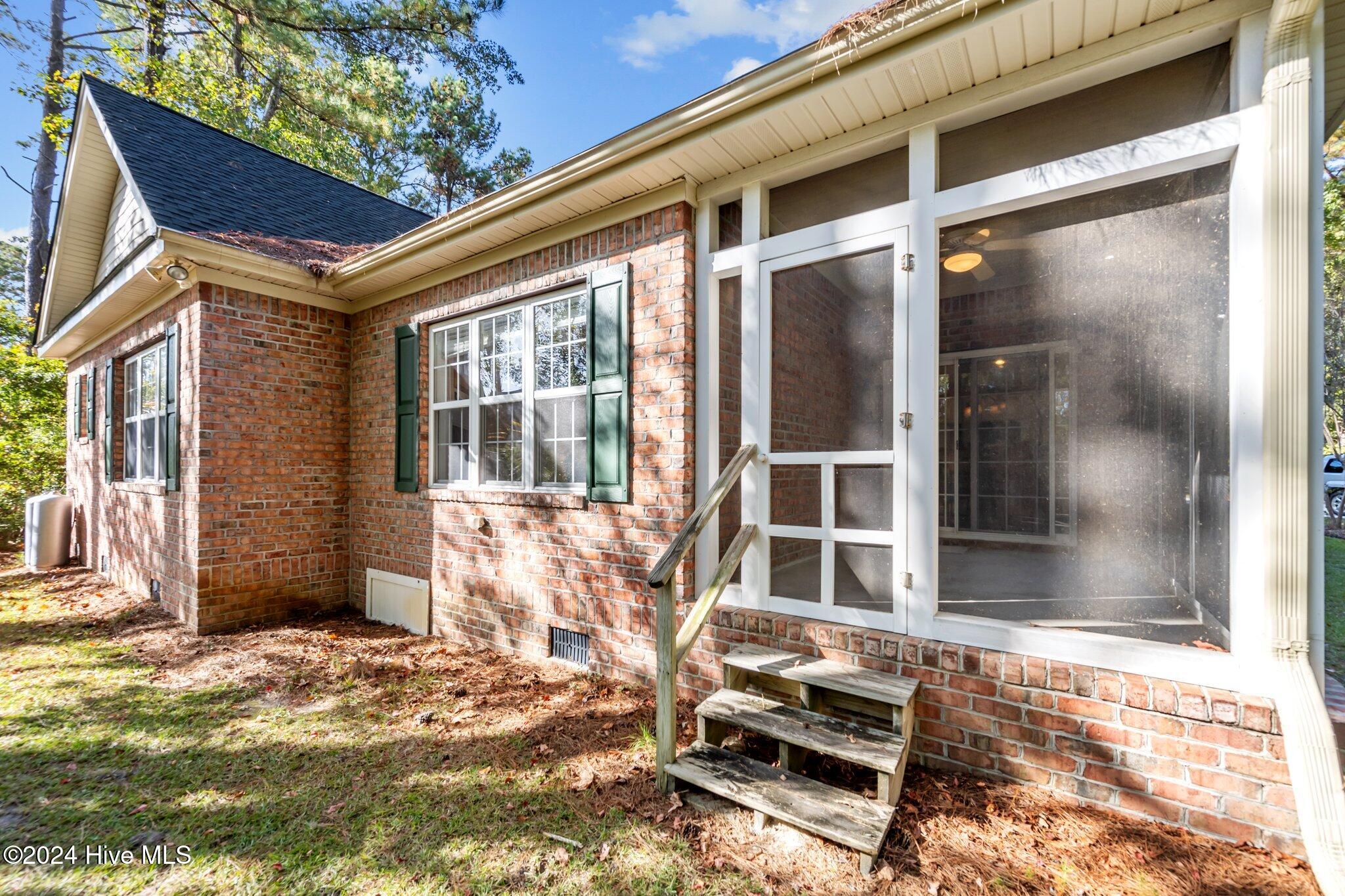 110 Sanderling Court