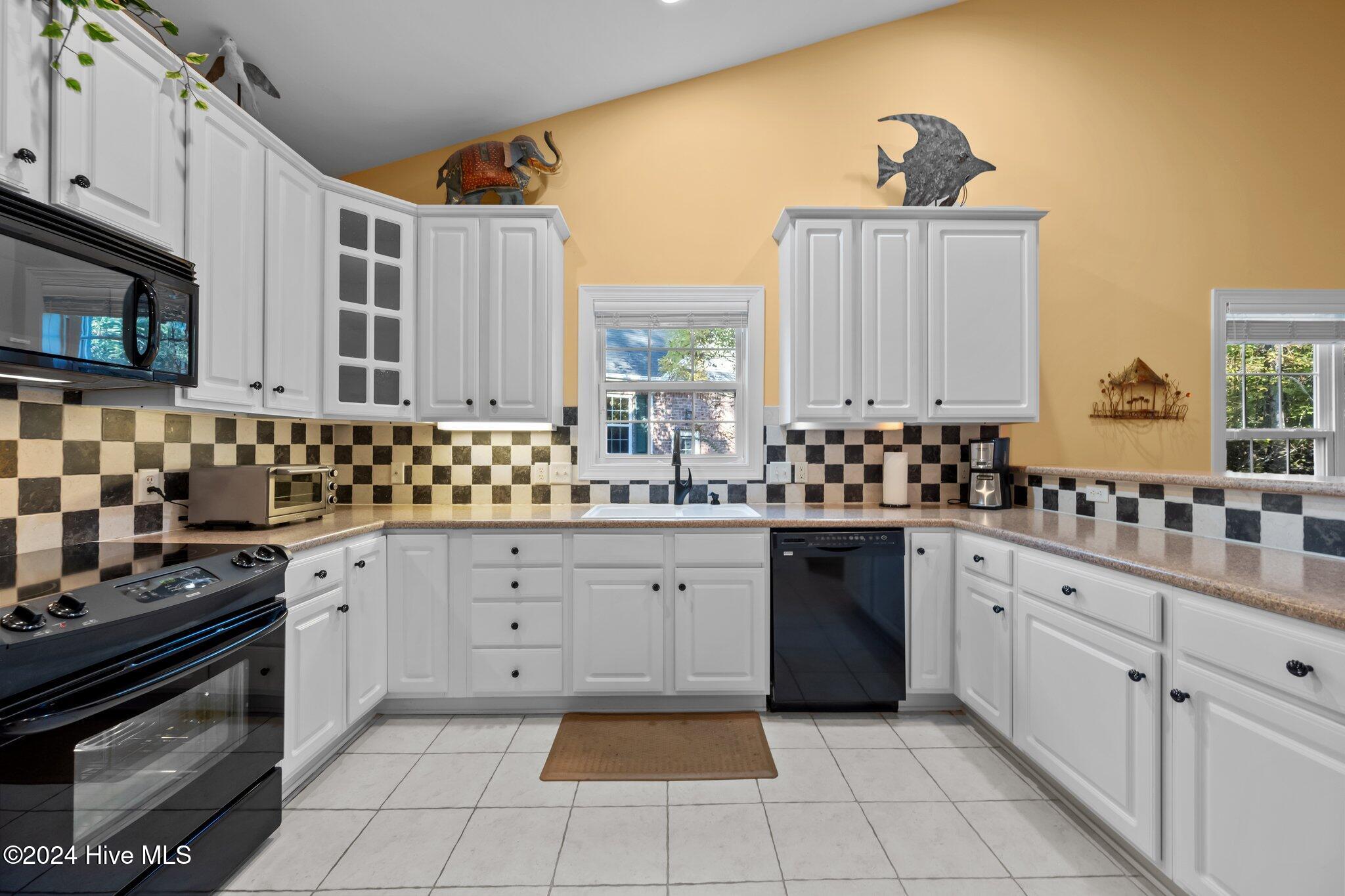 110 Sanderling Court