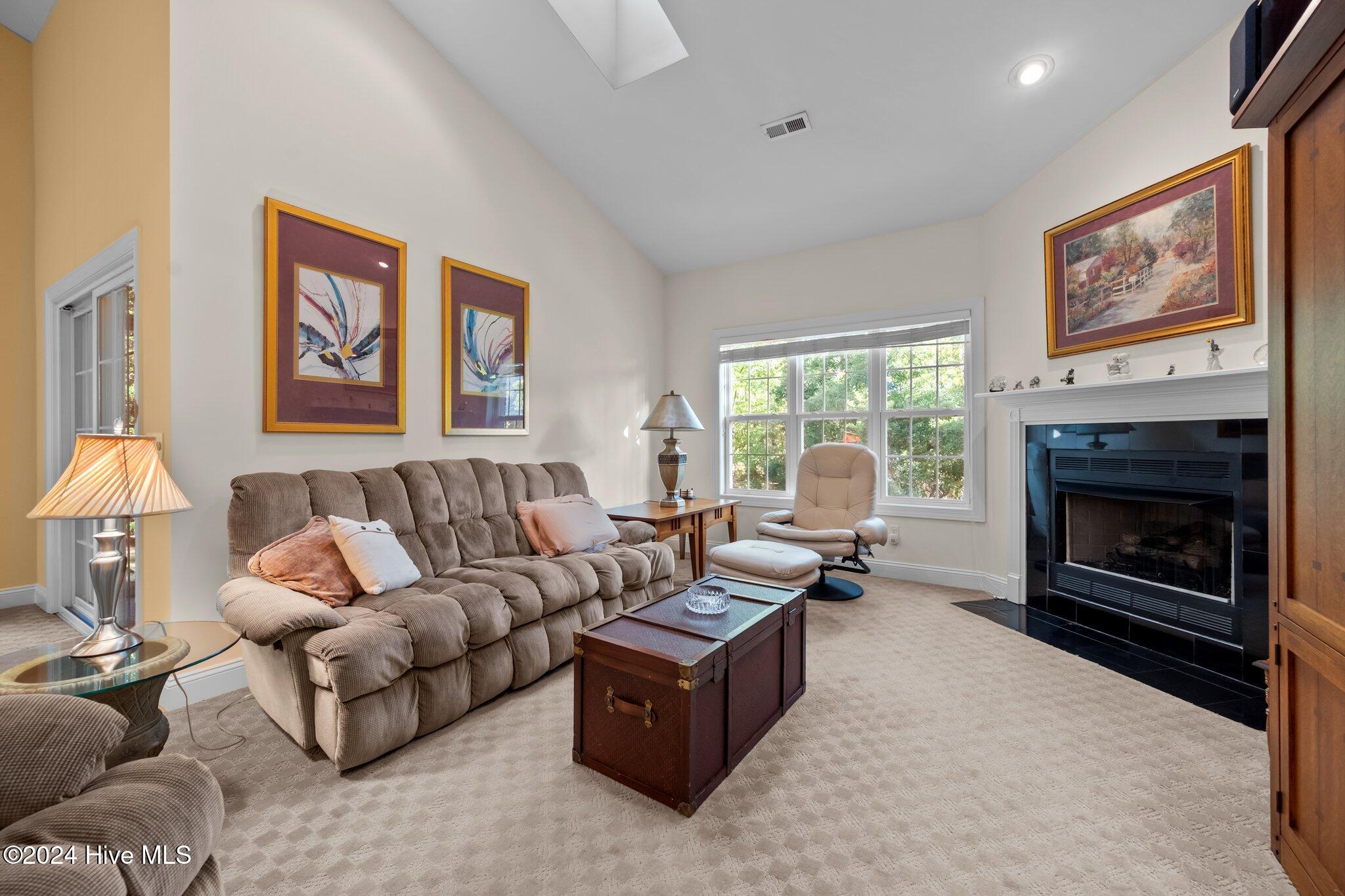 110 Sanderling Court