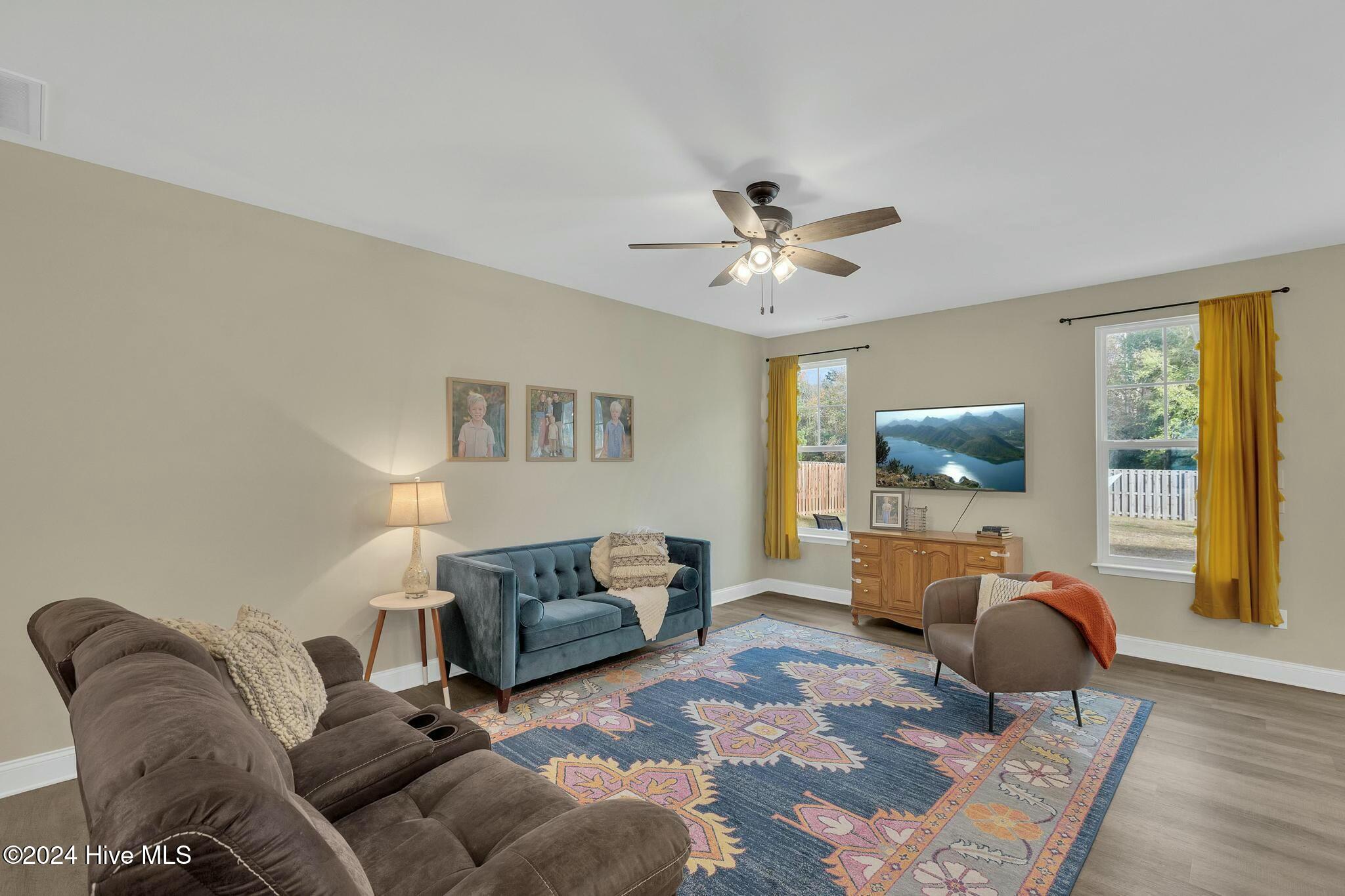 918 W Arboria Drive