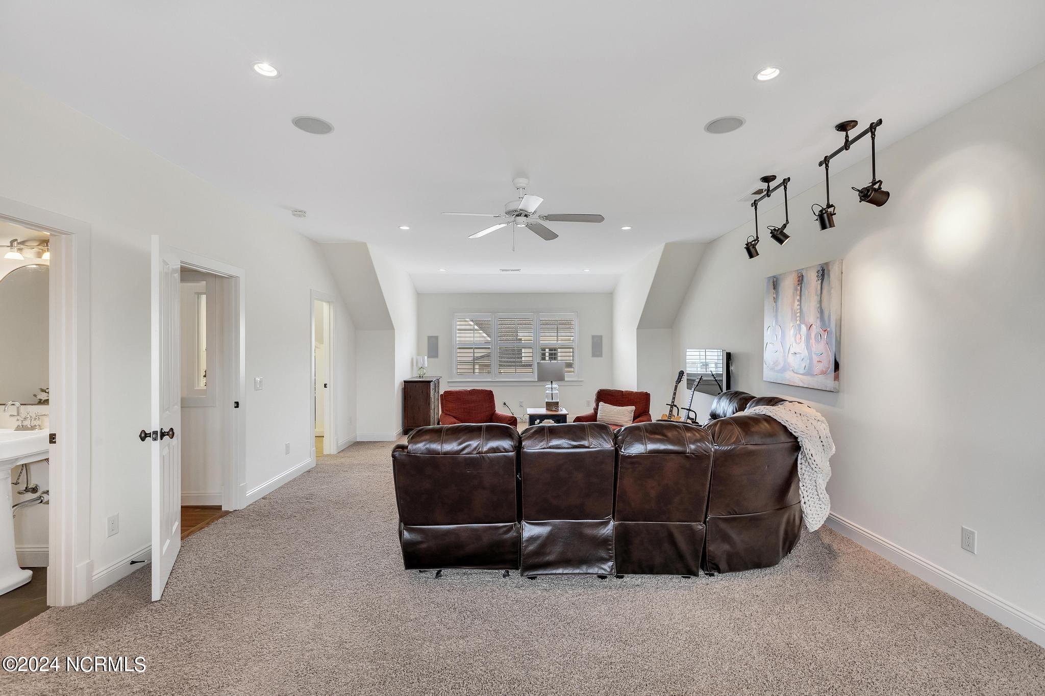103 Bell Farm Lane