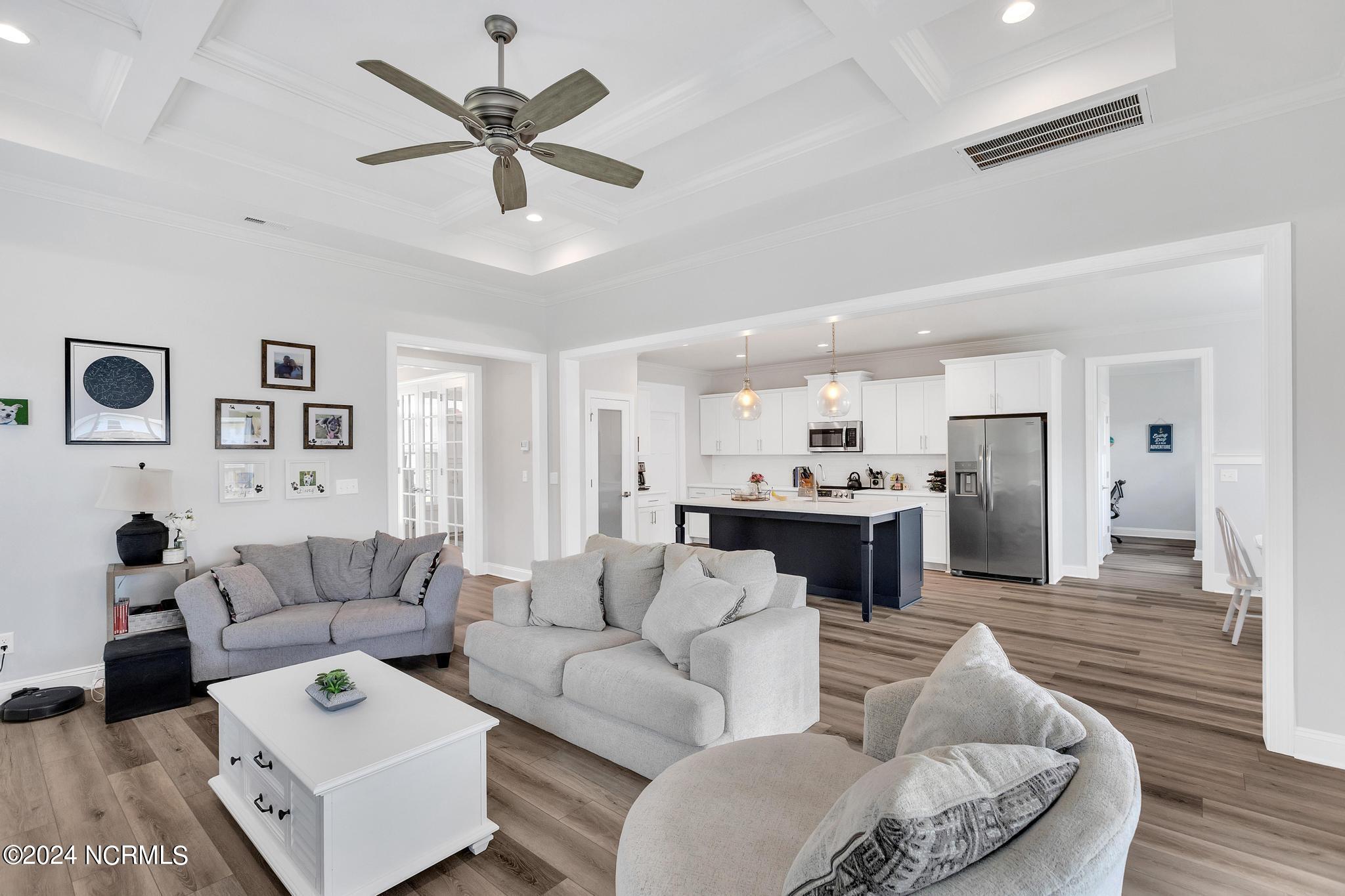 2201 Sloop Point Road