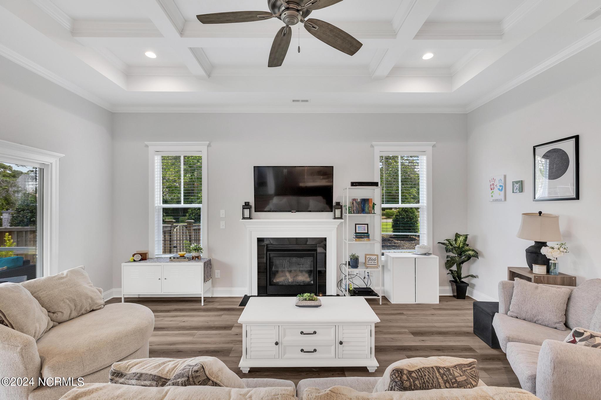 2201 Sloop Point Road