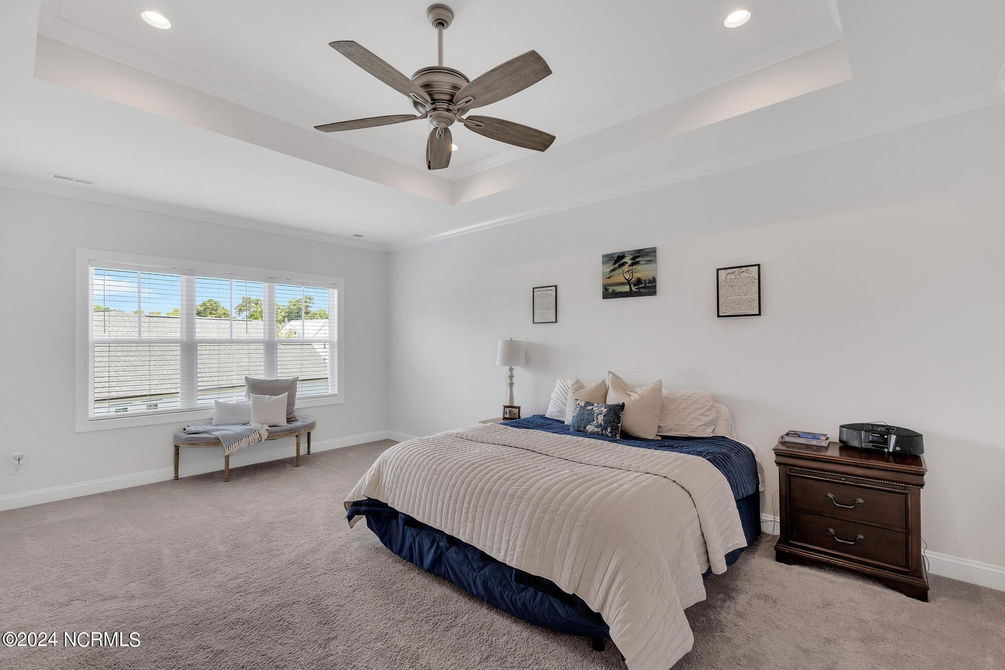 2201 Sloop Point Road