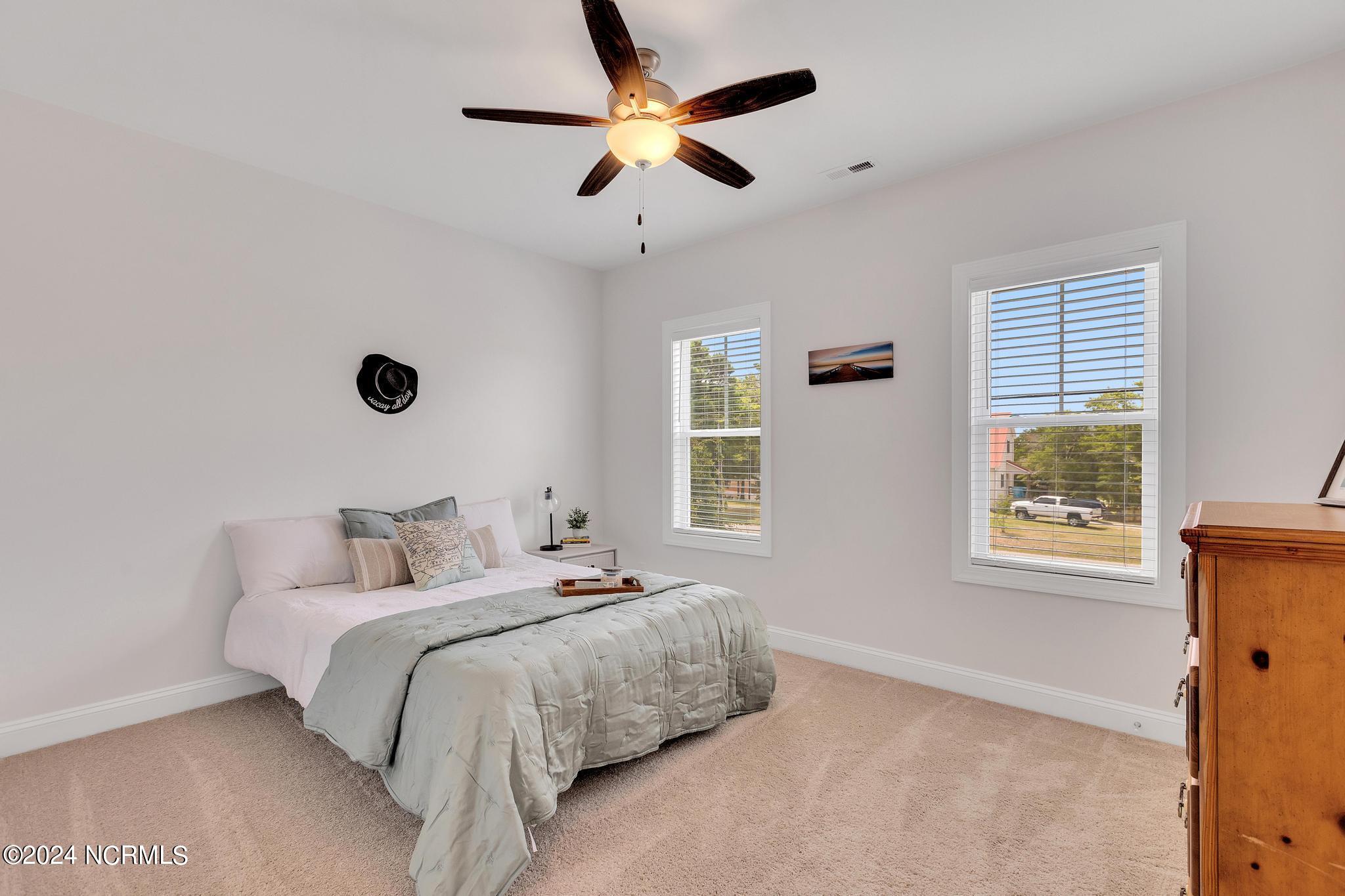 2201 Sloop Point Road