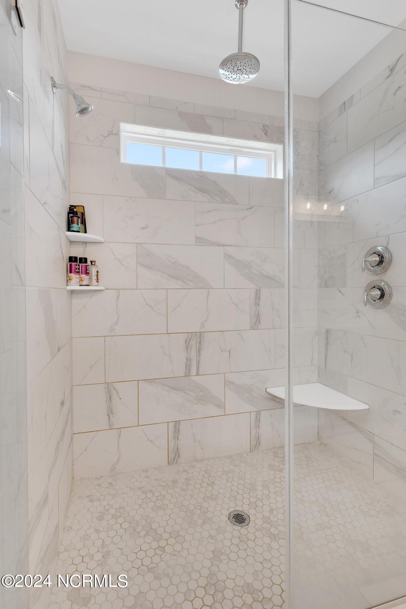 2201 Sloop Point Road