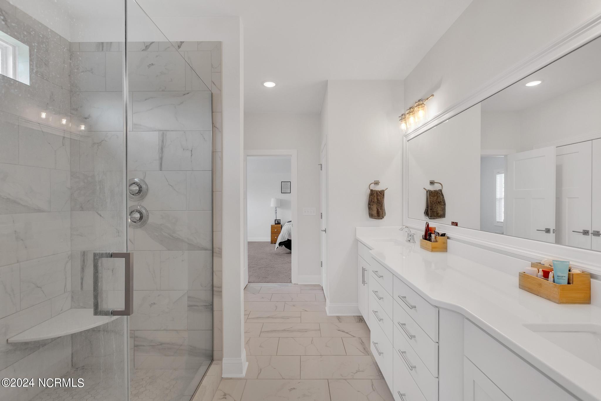 2201 Sloop Point Road