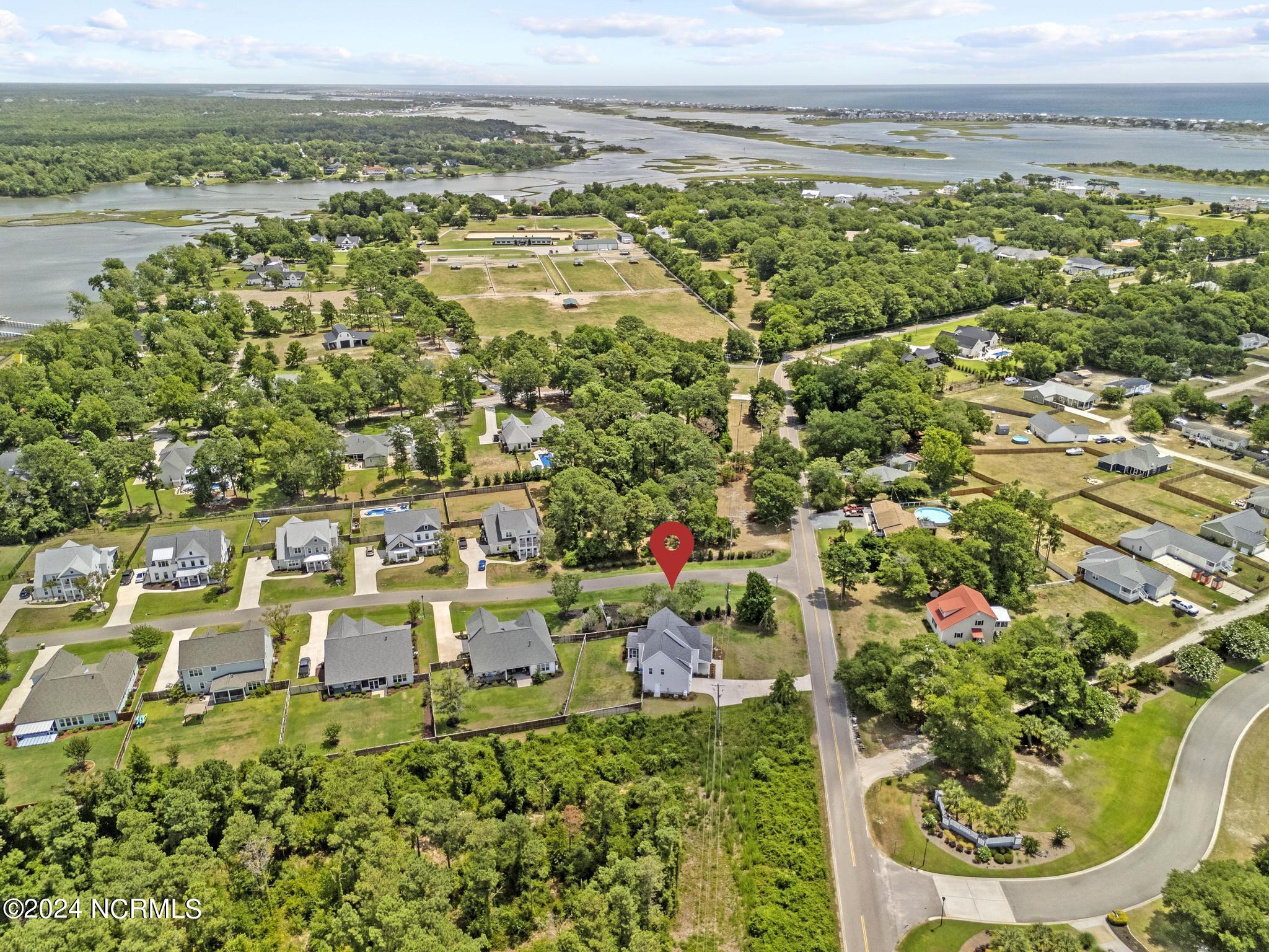 2201 Sloop Point Road