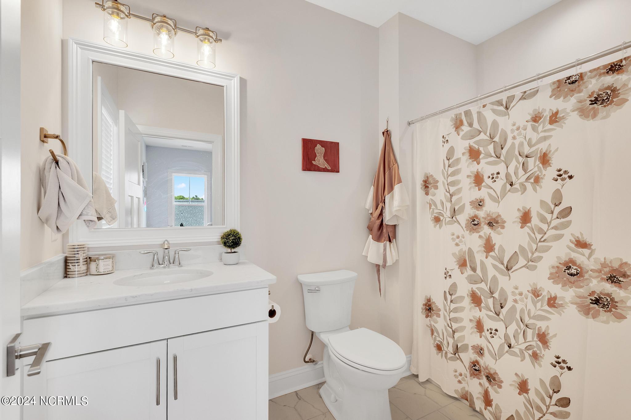 2201 Sloop Point Road