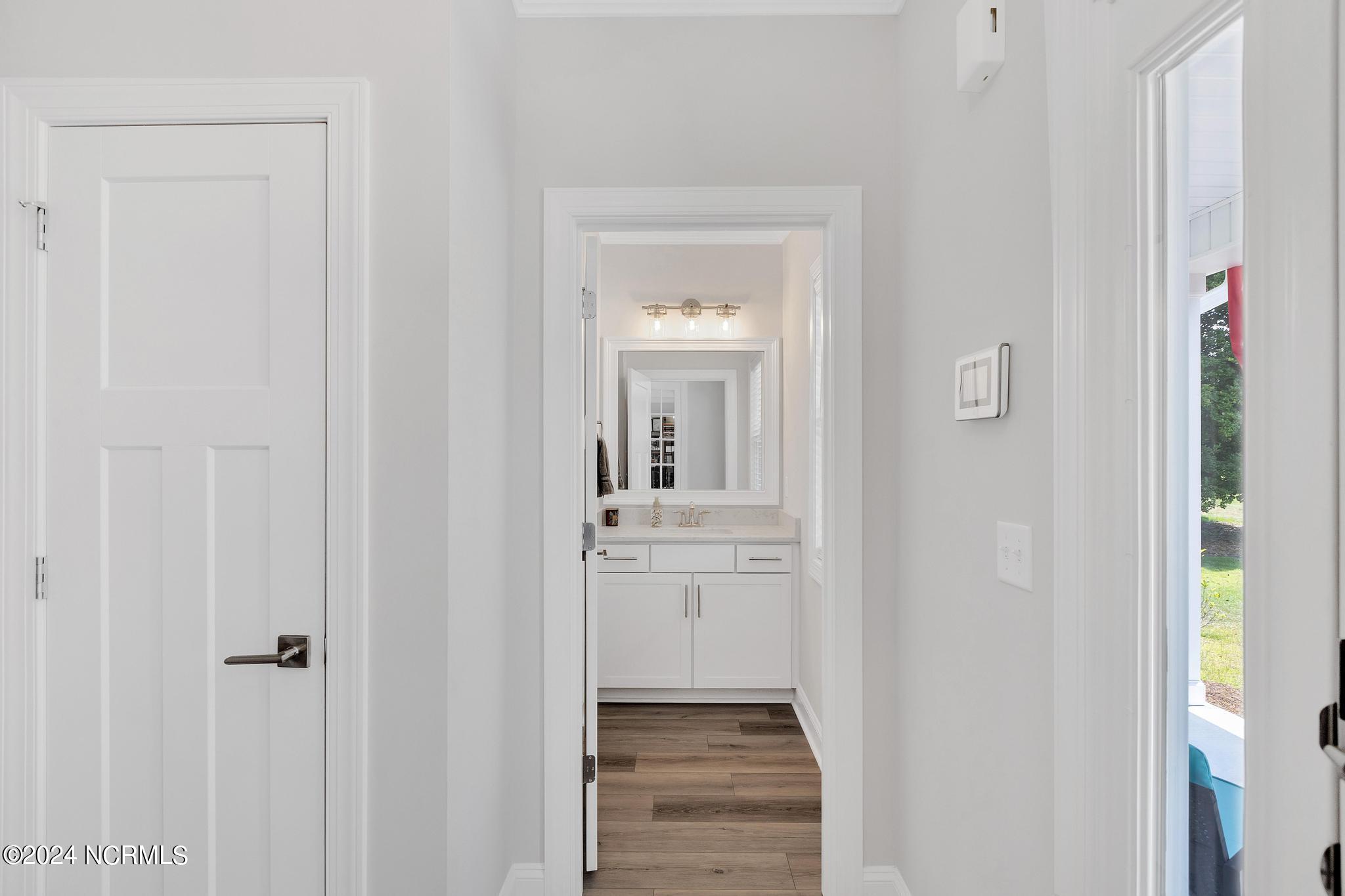 2201 Sloop Point Road