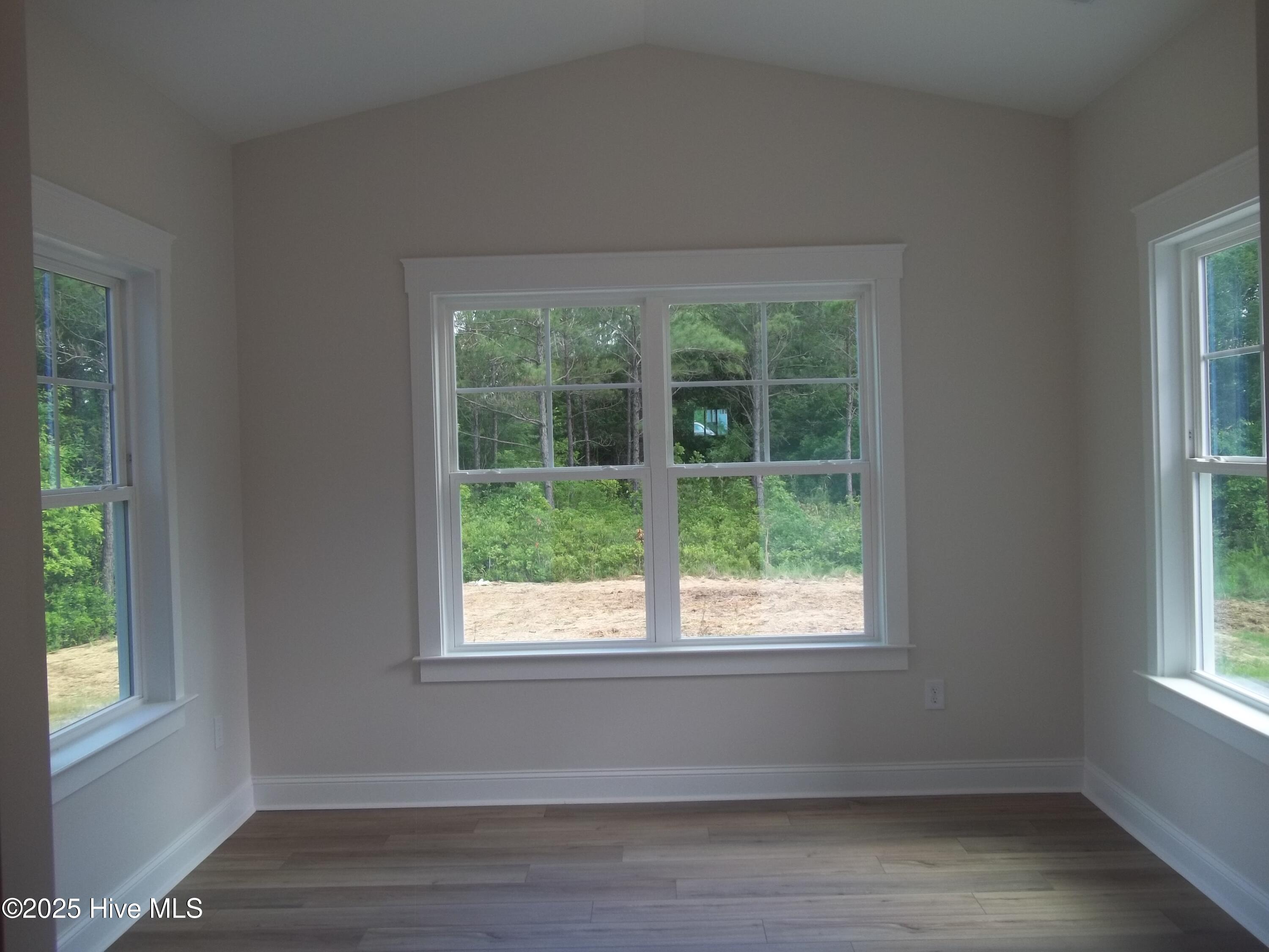 210 Balustrade Way