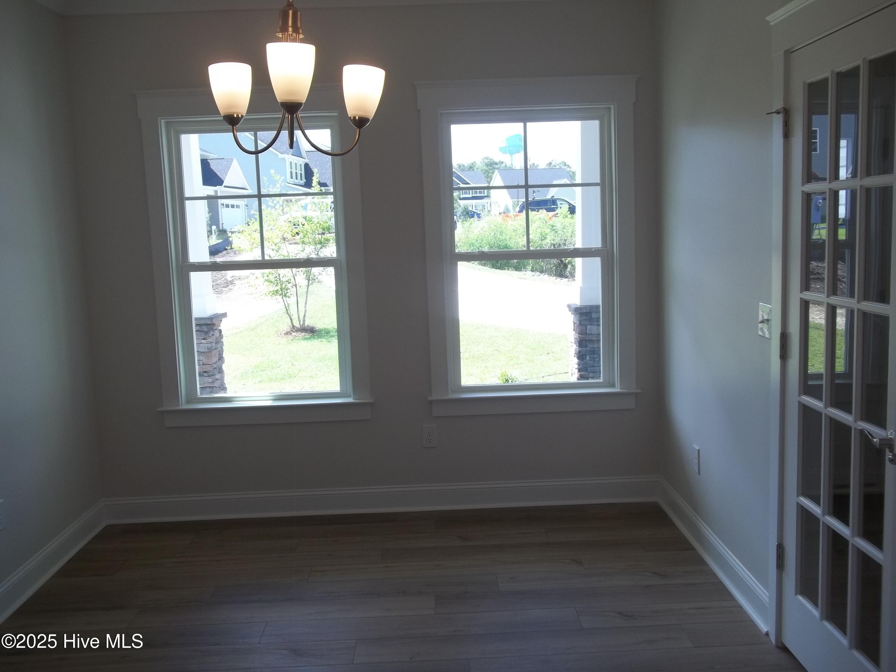 210 Balustrade Way