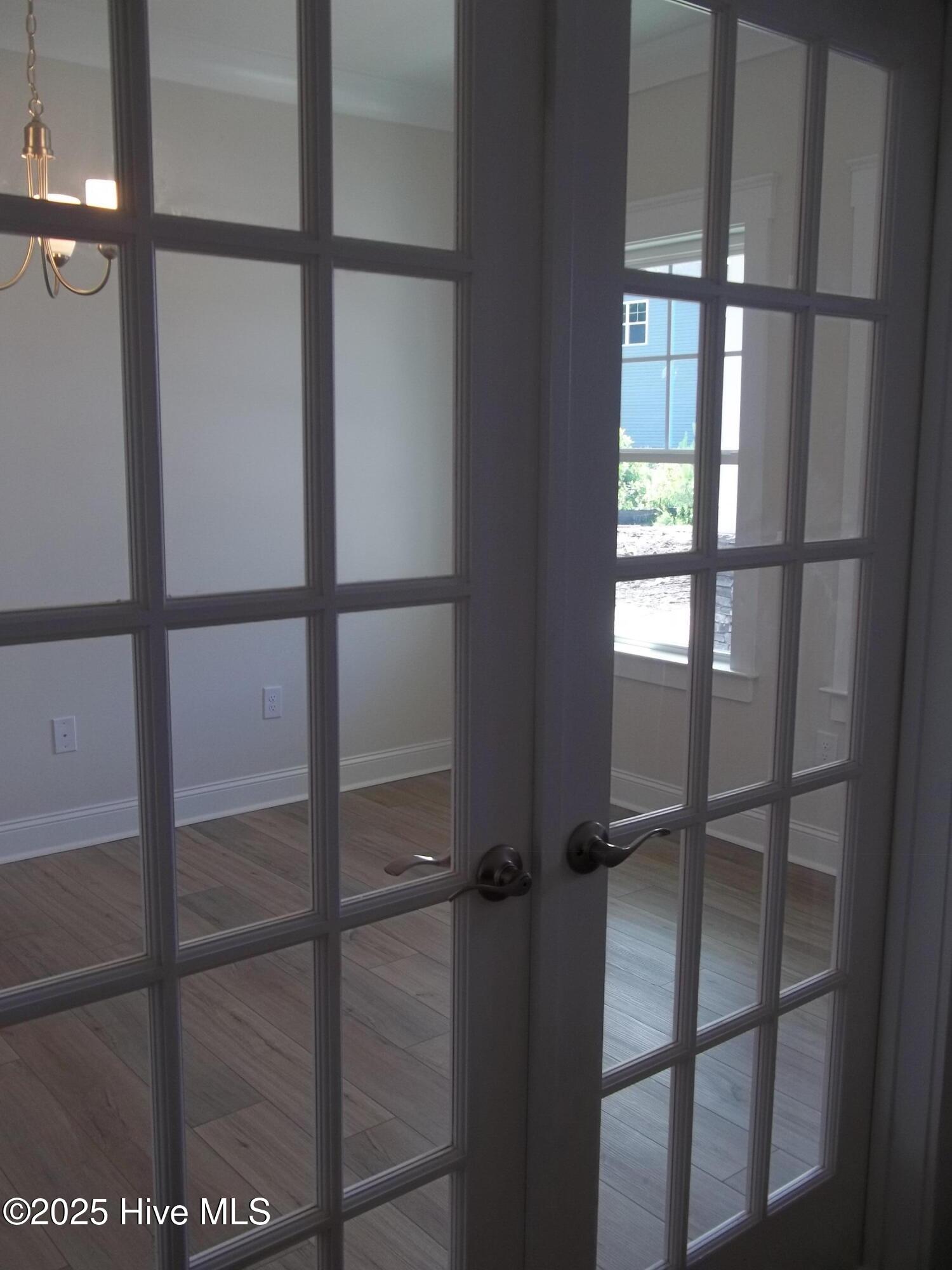 210 Balustrade Way
