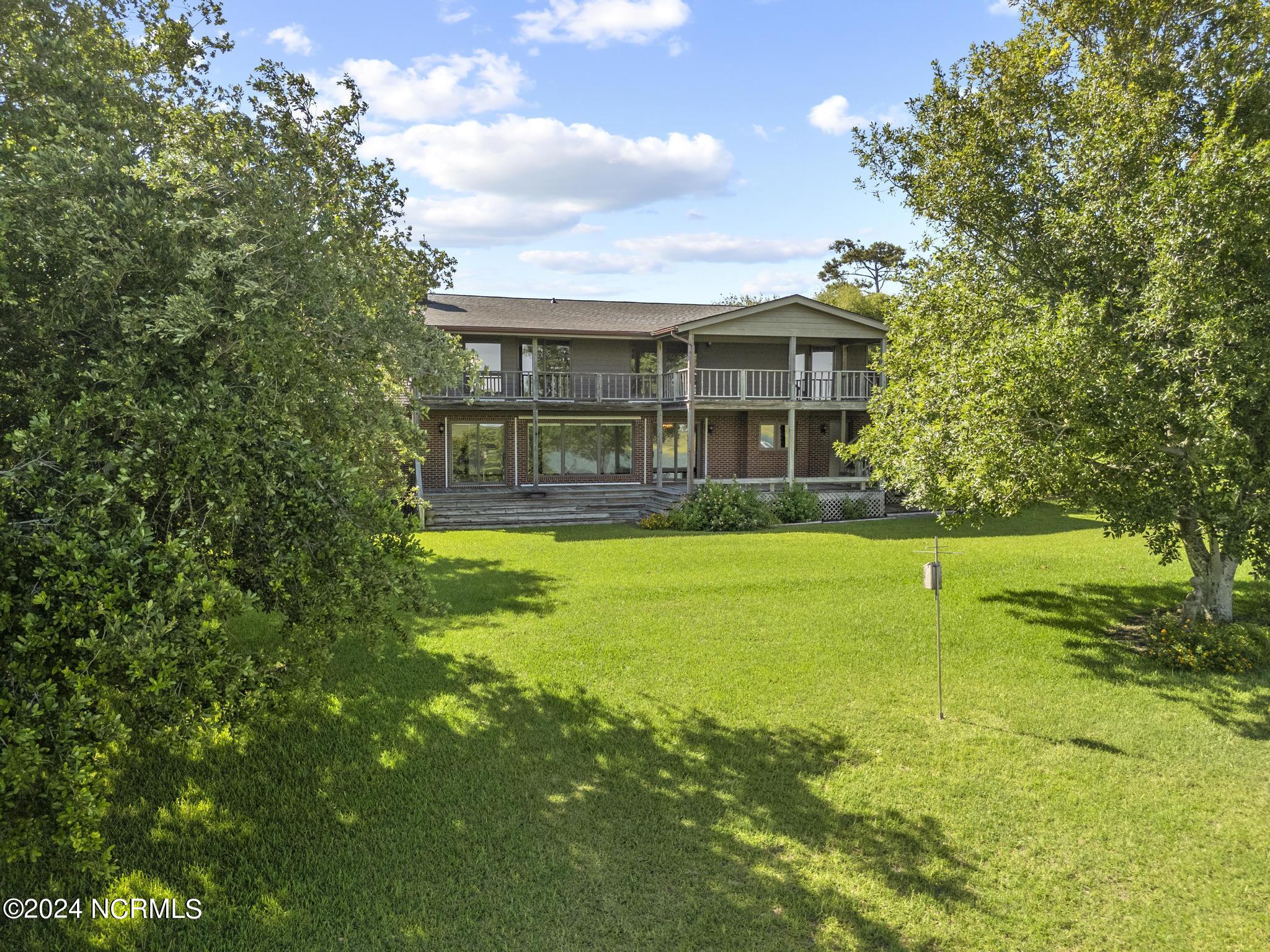 108 Inlet Court