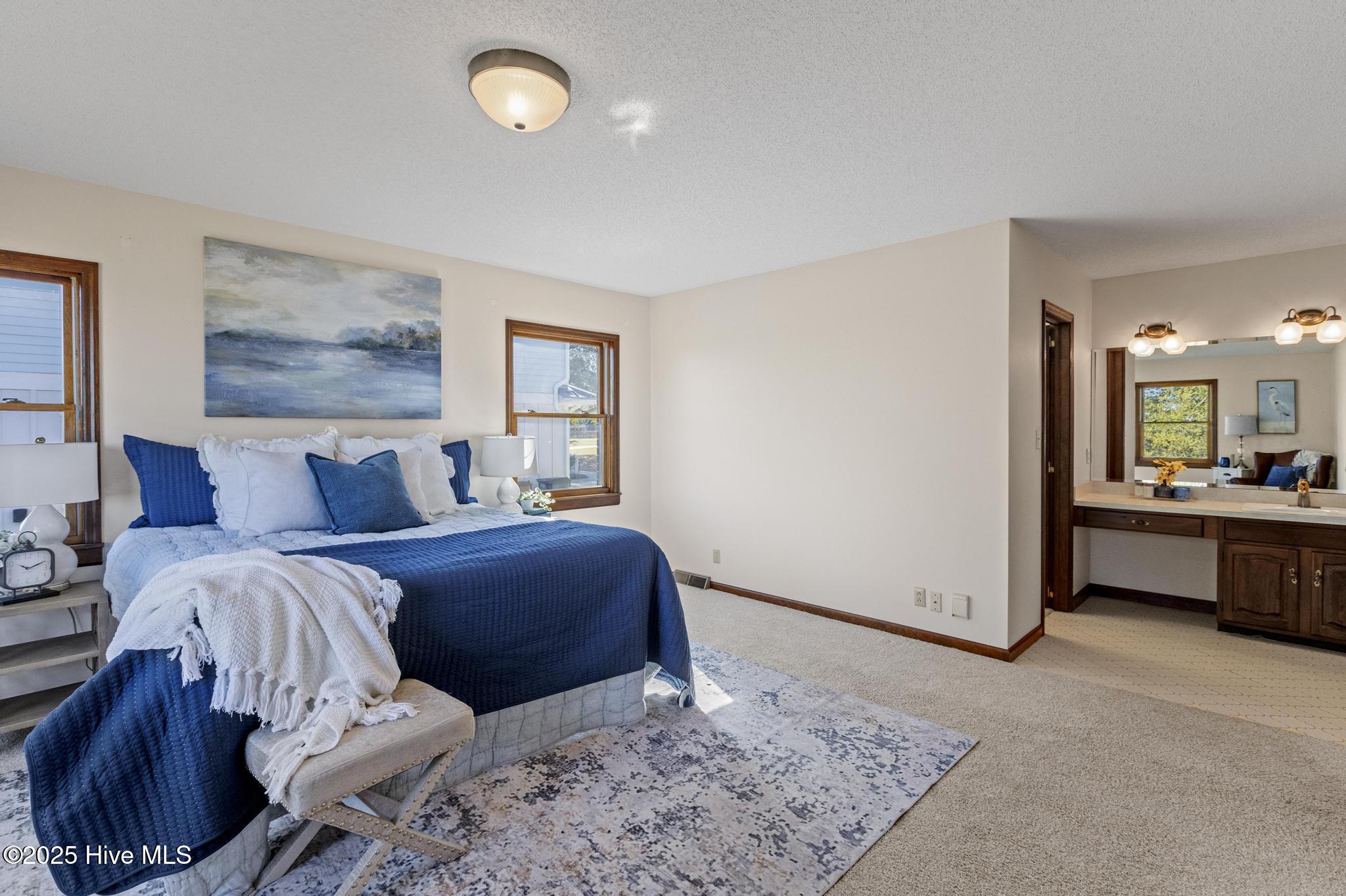 108 Inlet Court