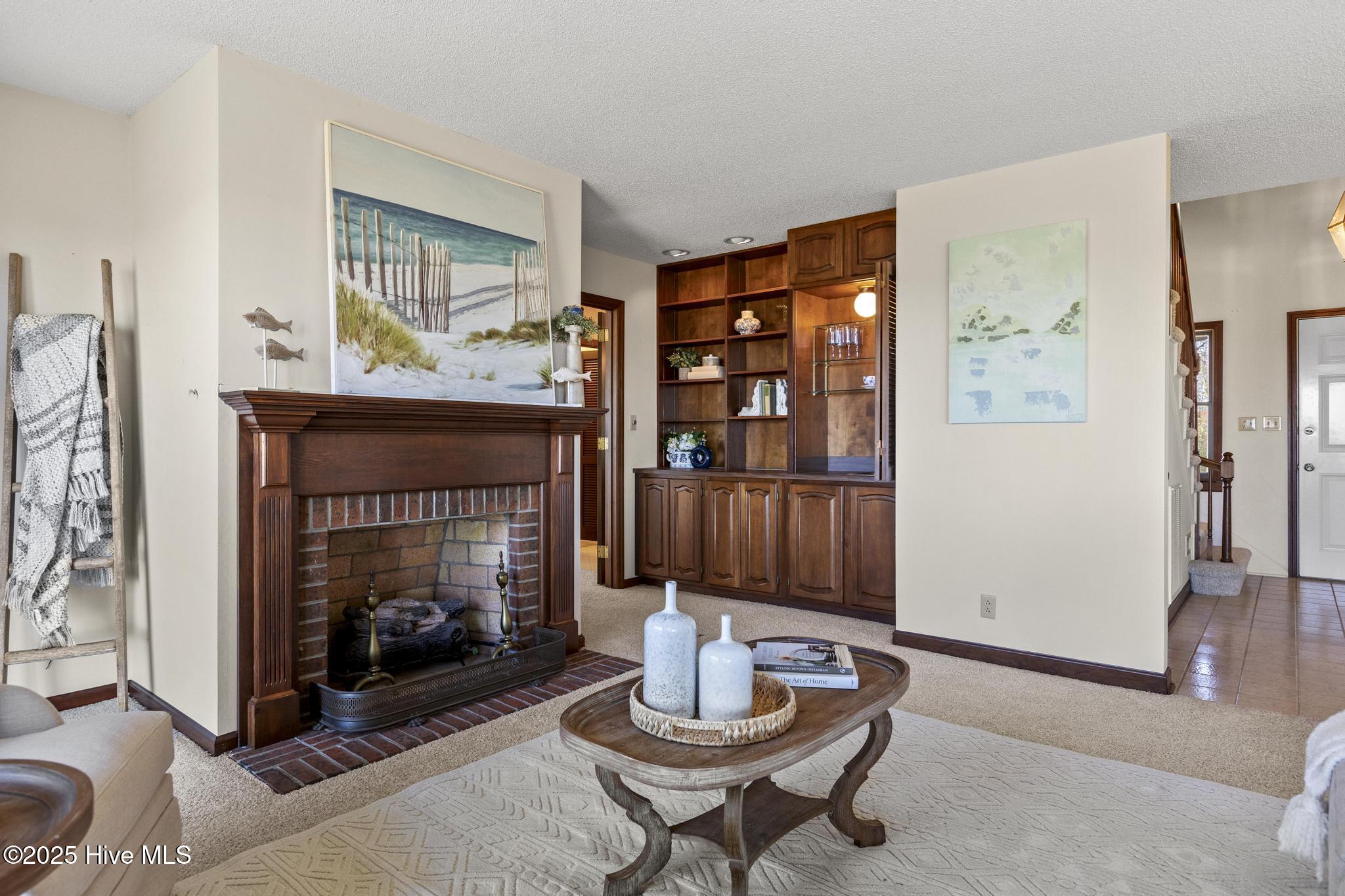 108 Inlet Court