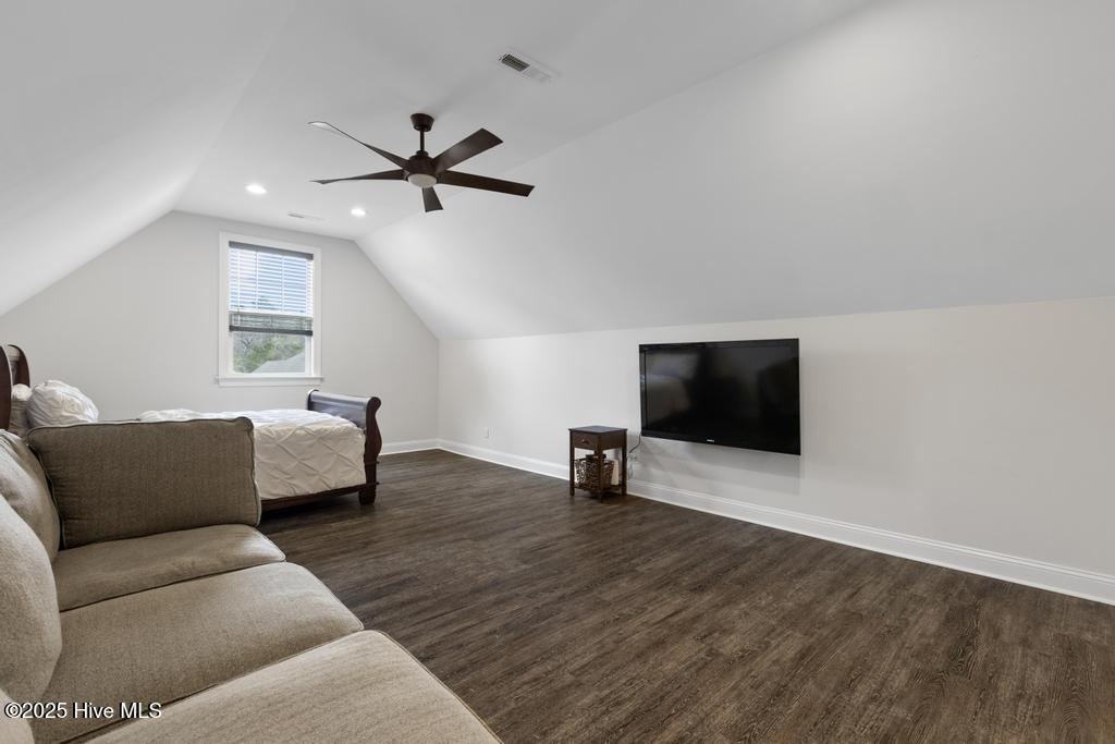 354 Crown Pointe Drive