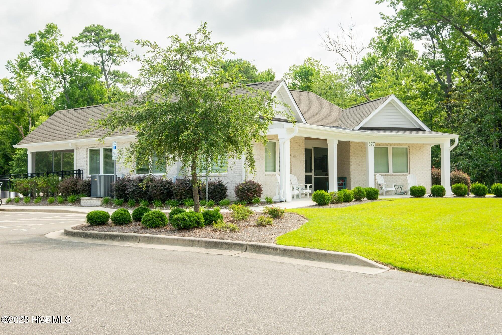 354 Crown Pointe Drive