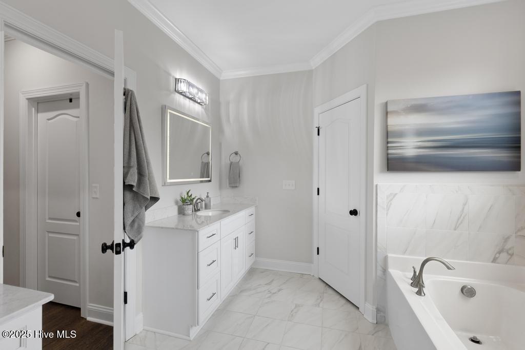 354 Crown Pointe Drive