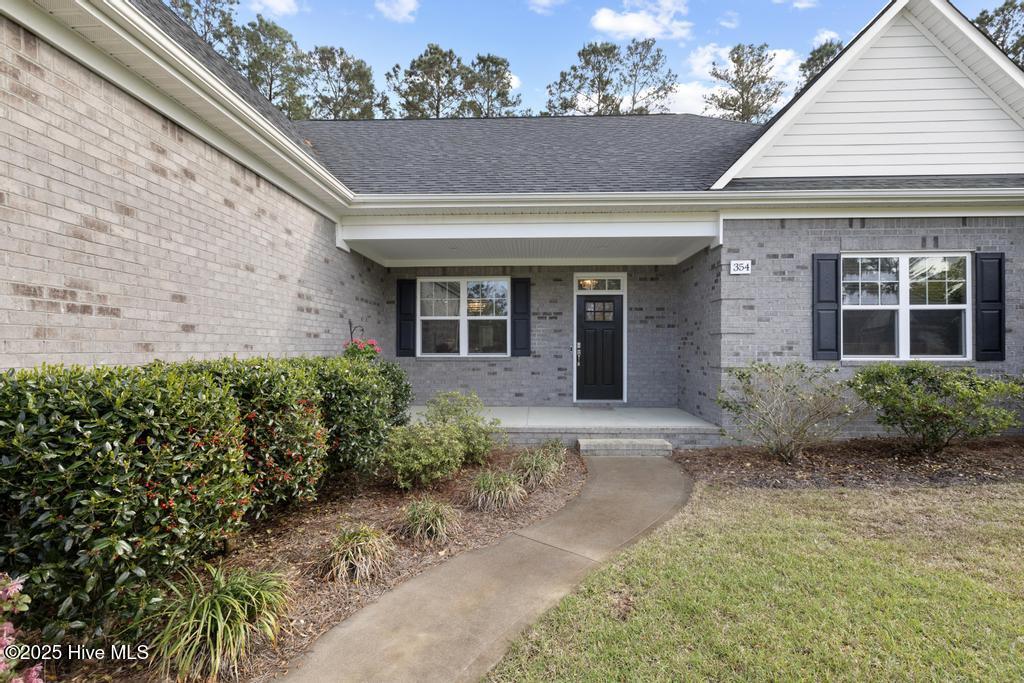 354 Crown Pointe Drive