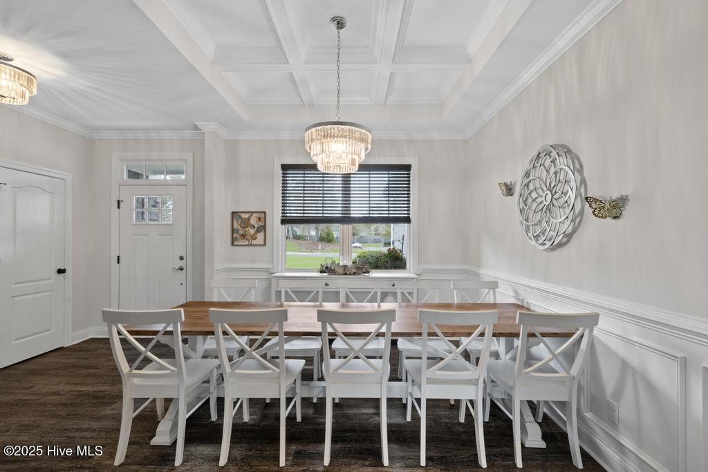 354 Crown Pointe Drive