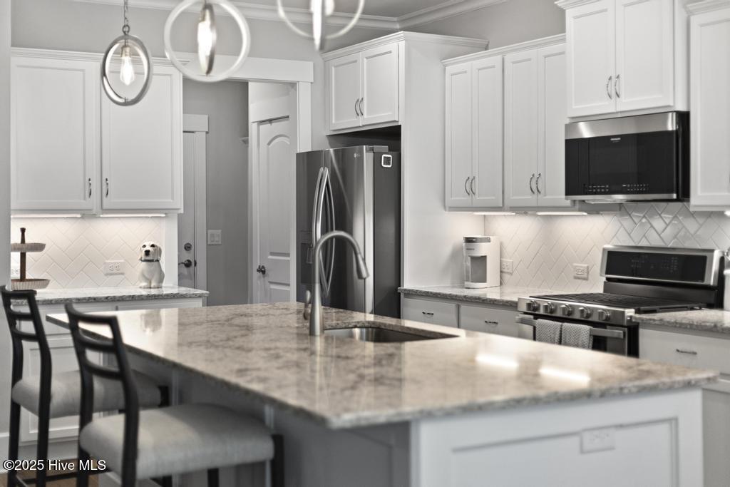 323 Lightning Bug Lane