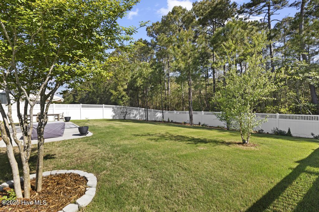 323 Lightning Bug Lane