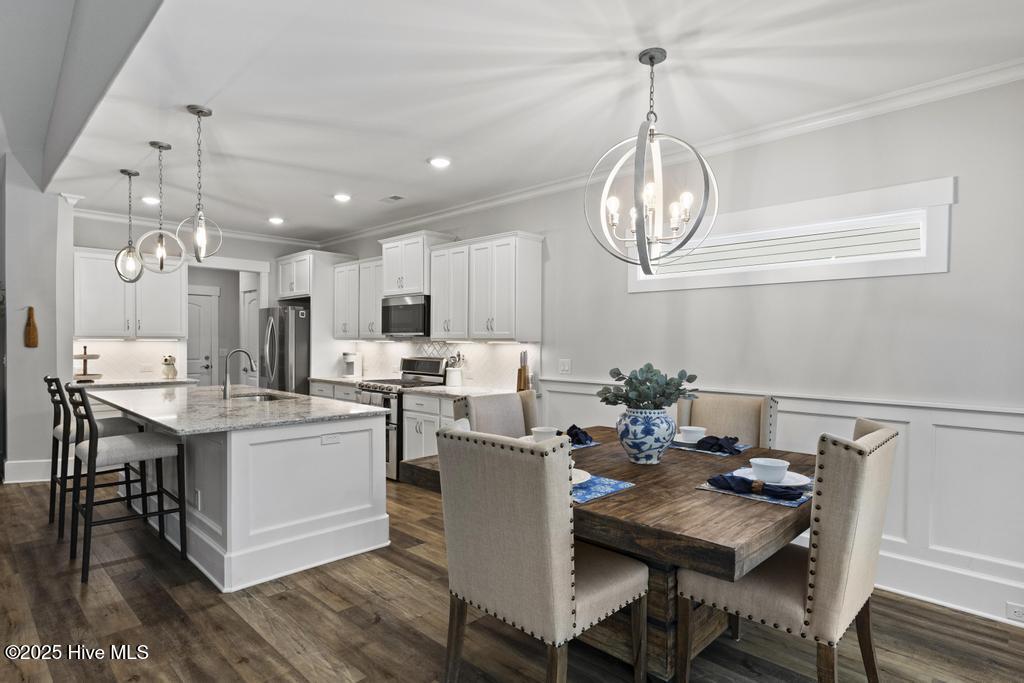 323 Lightning Bug Lane