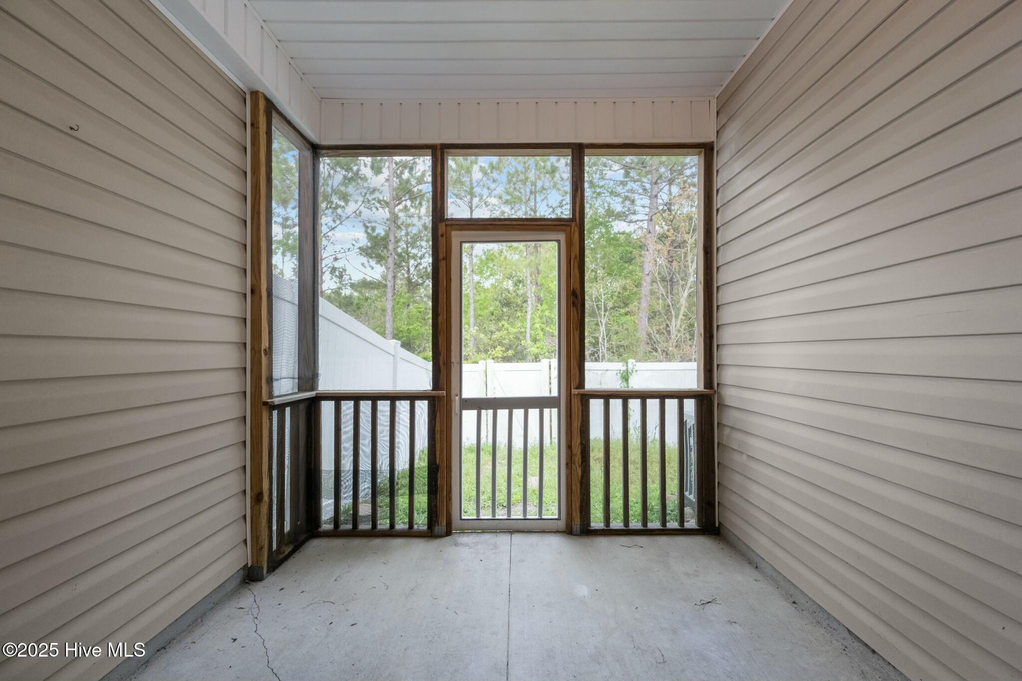 307 Cedar Island Trail