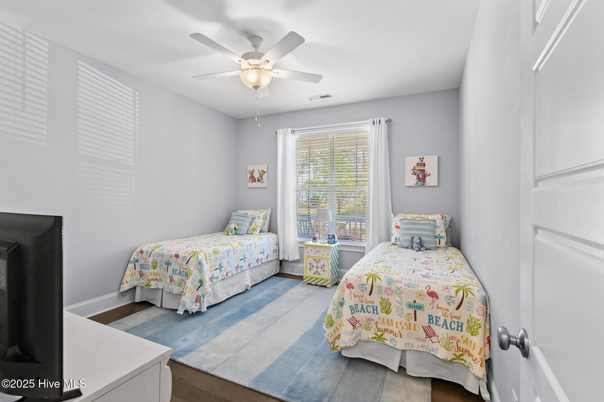 328 Lake Firefly Loop