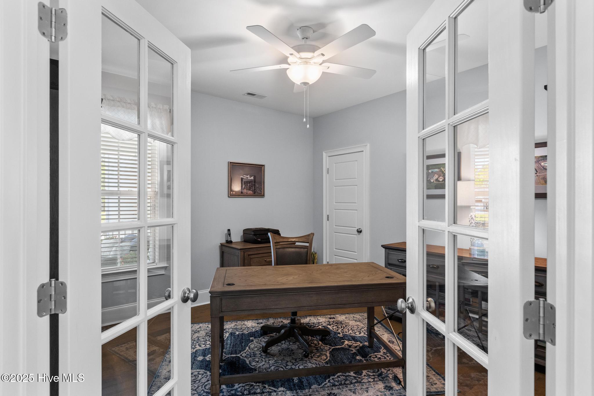 328 Lake Firefly Loop