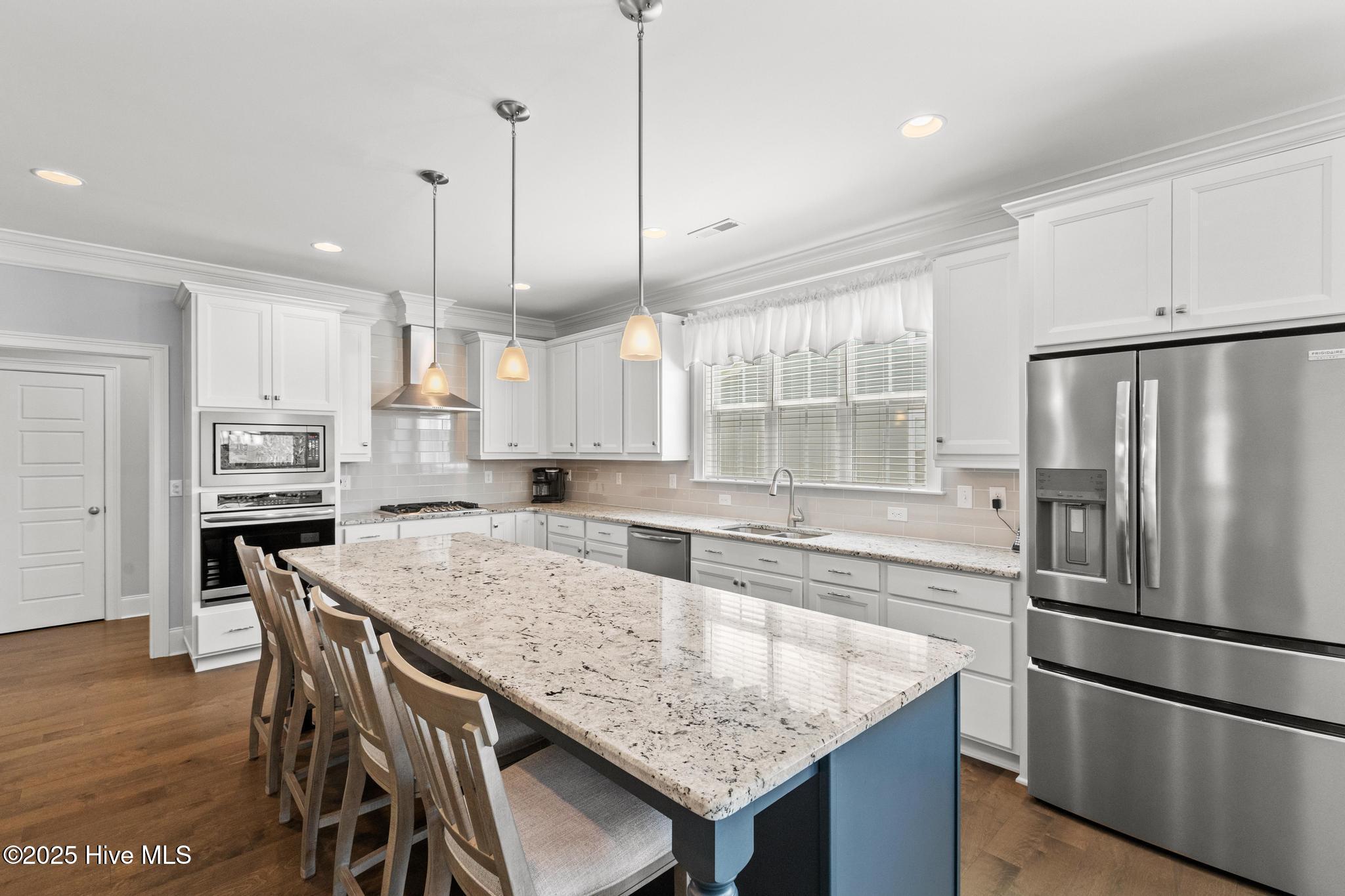 328 Lake Firefly Loop