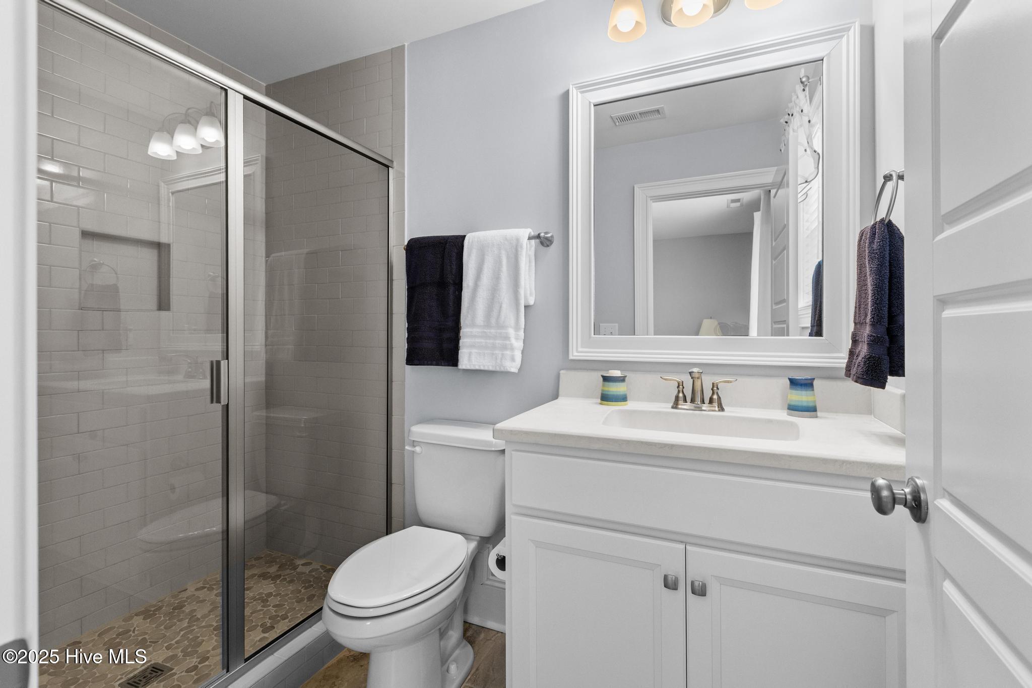 328 Lake Firefly Loop