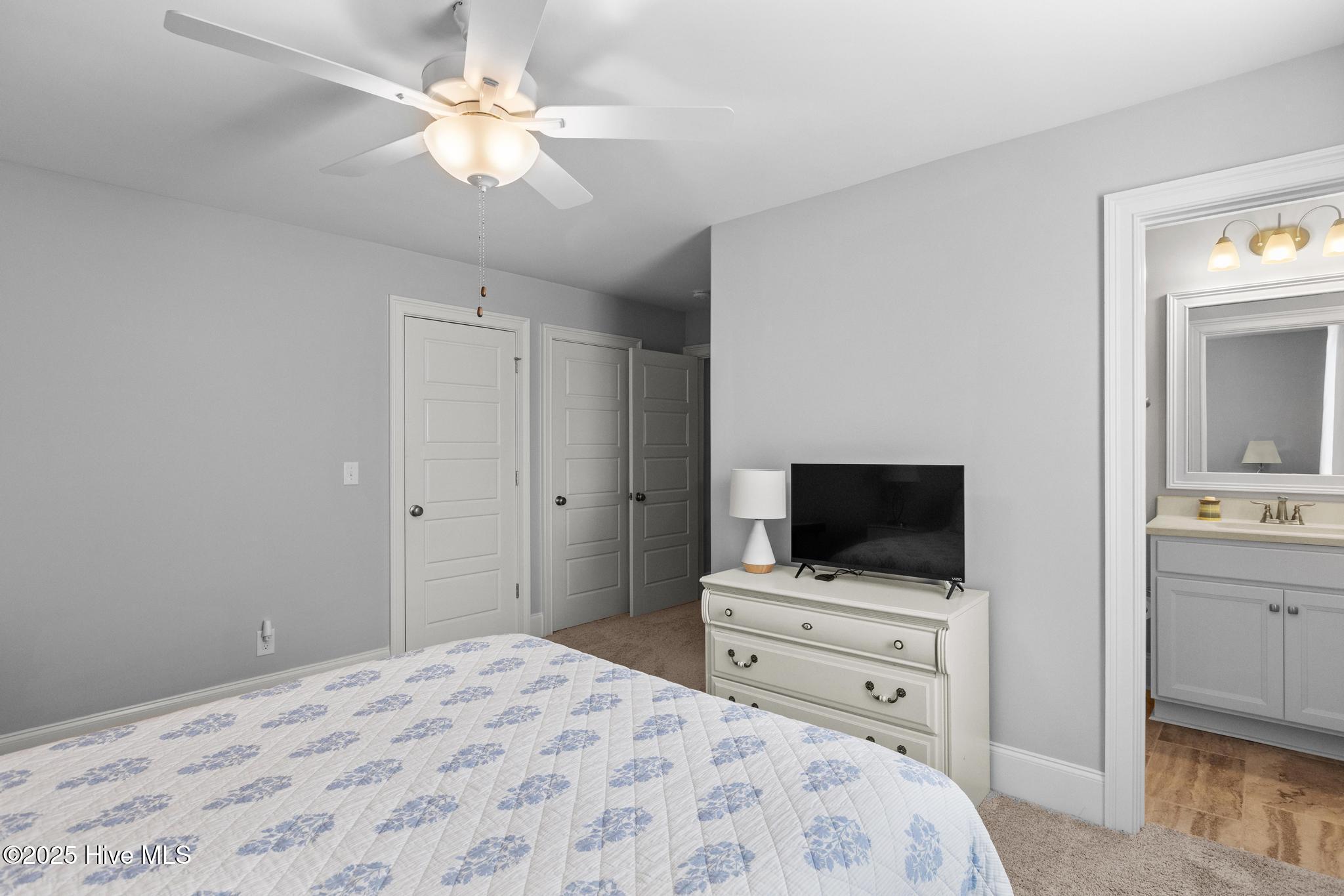 328 Lake Firefly Loop