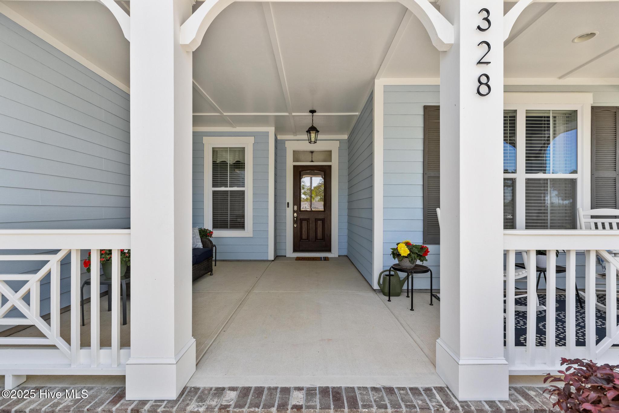 328 Lake Firefly Loop