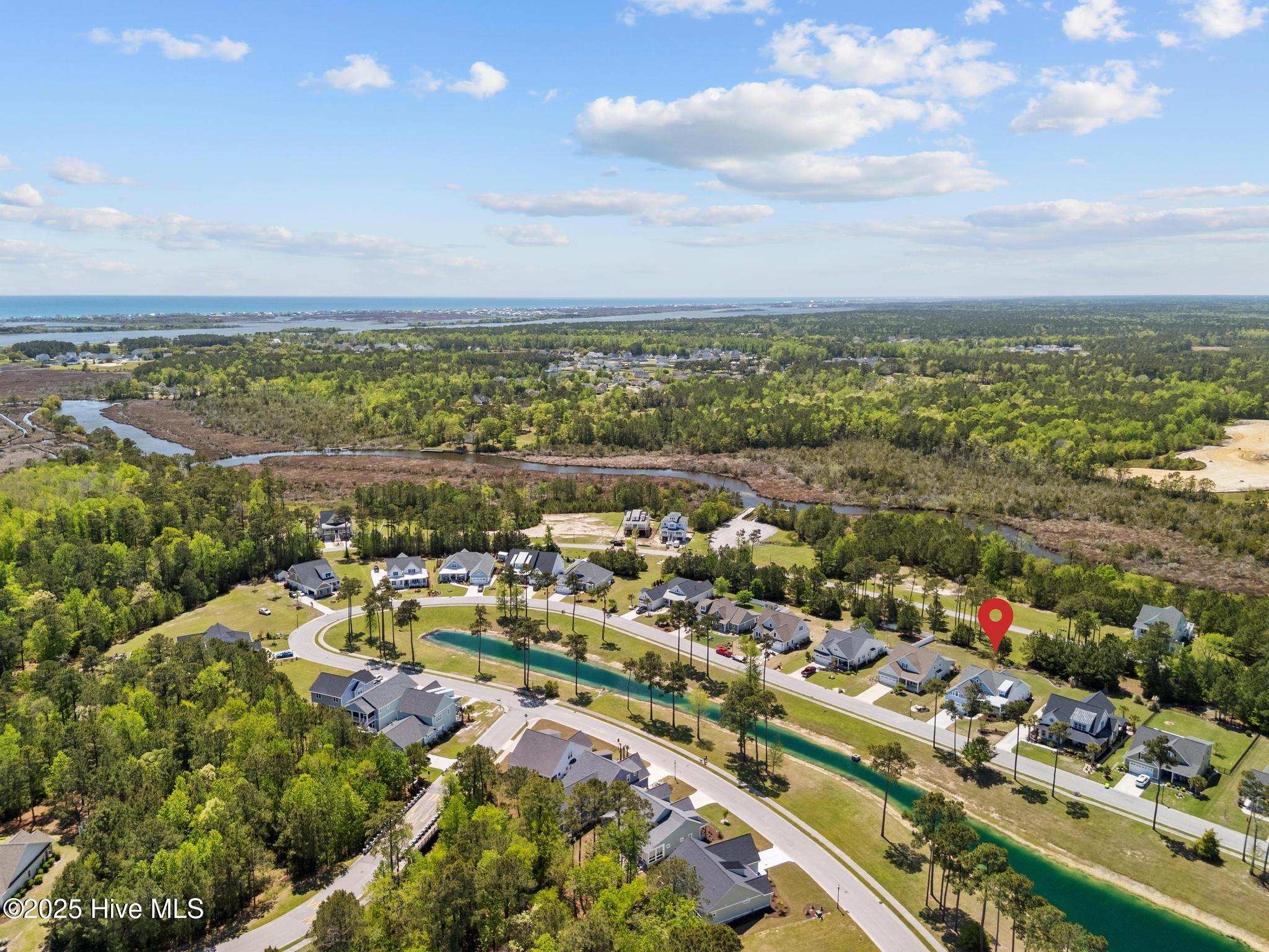 328 Lake Firefly Loop