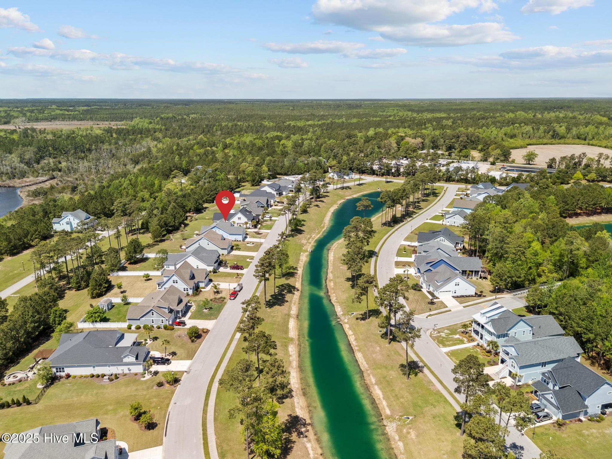 328 Lake Firefly Loop