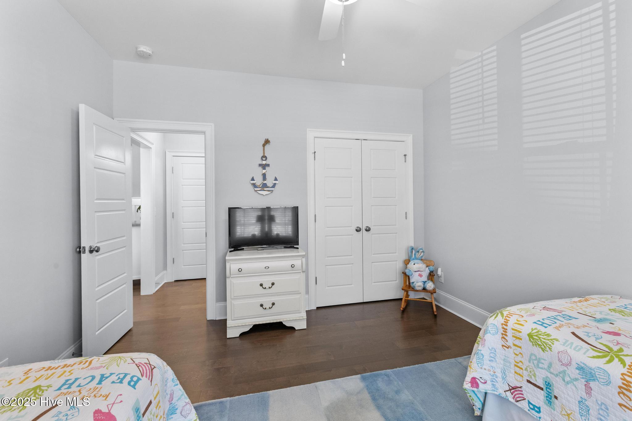 328 Lake Firefly Loop